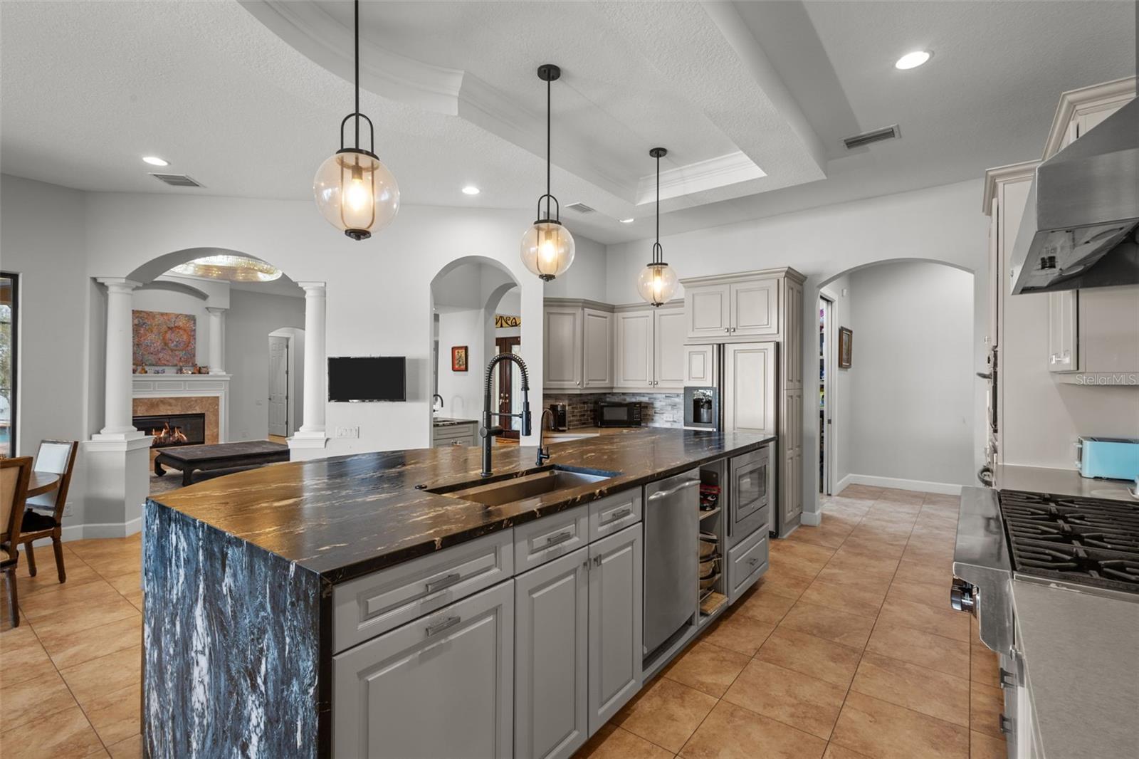 24155 HIDEOUT TRL, LAND O LAKES, FL, 34639
