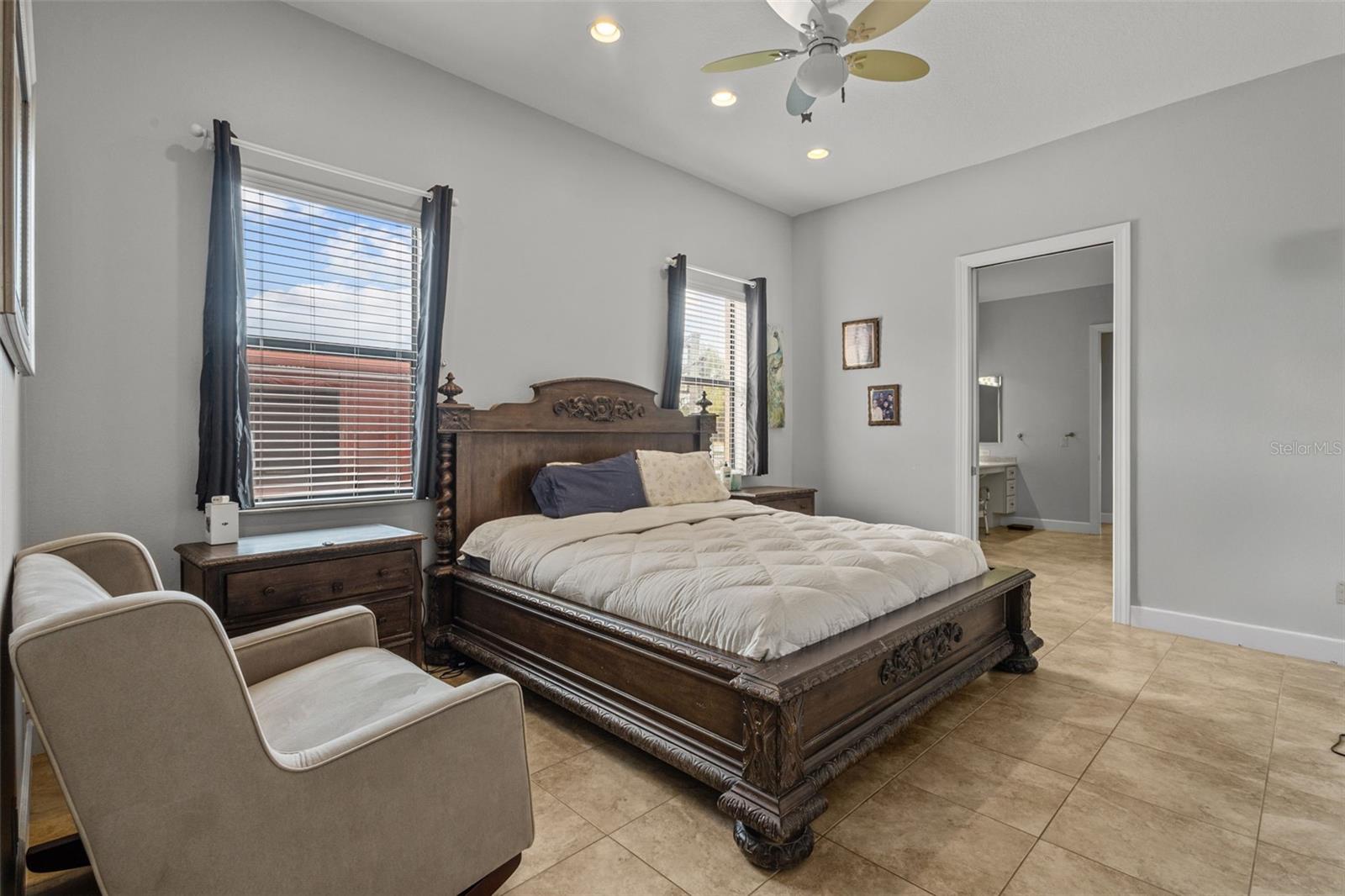 24155 HIDEOUT TRL, LAND O LAKES, FL, 34639