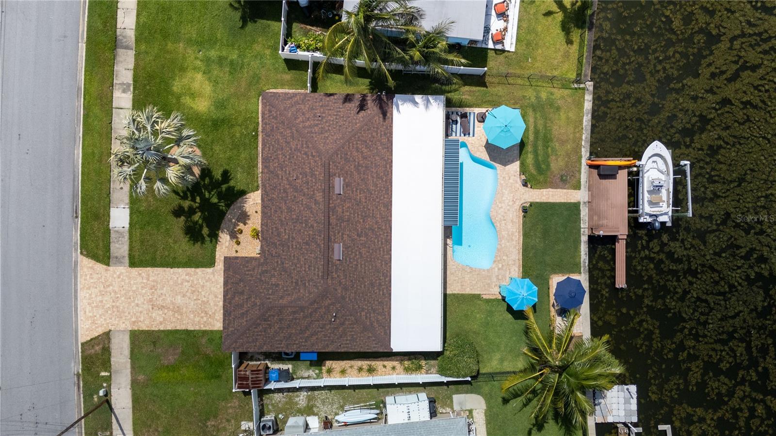 537 DOLPHIN AVE SE, ST PETERSBURG, FL, 33705