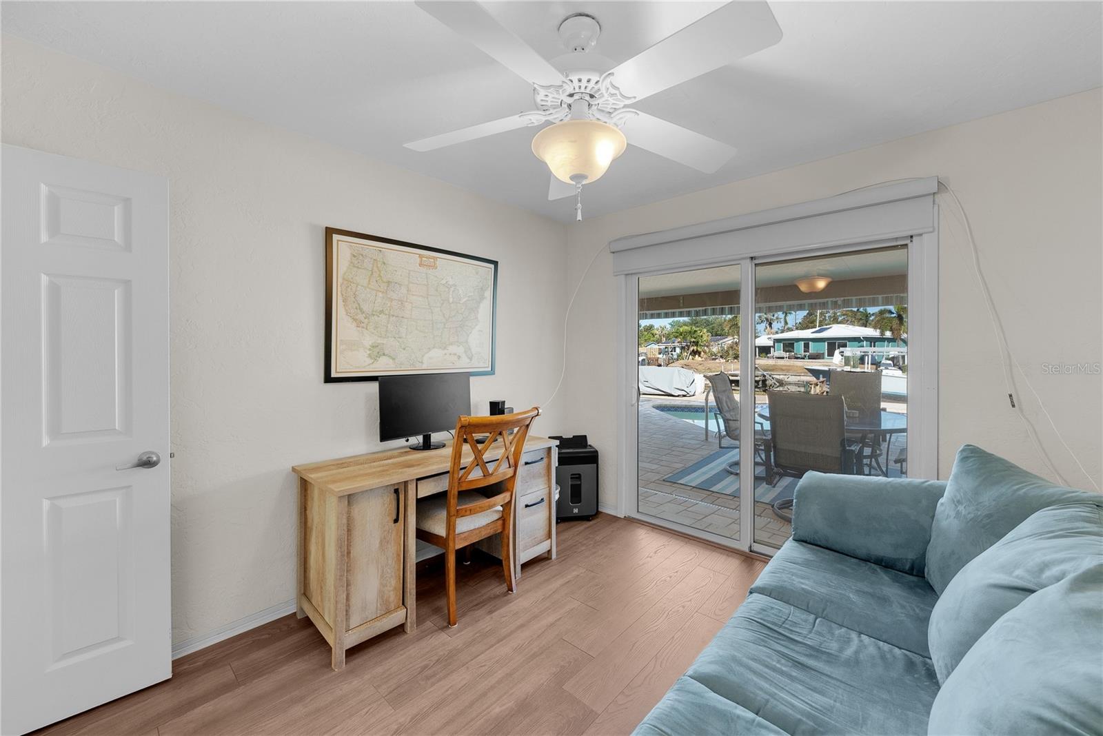 537 DOLPHIN AVE SE, ST PETERSBURG, FL, 33705