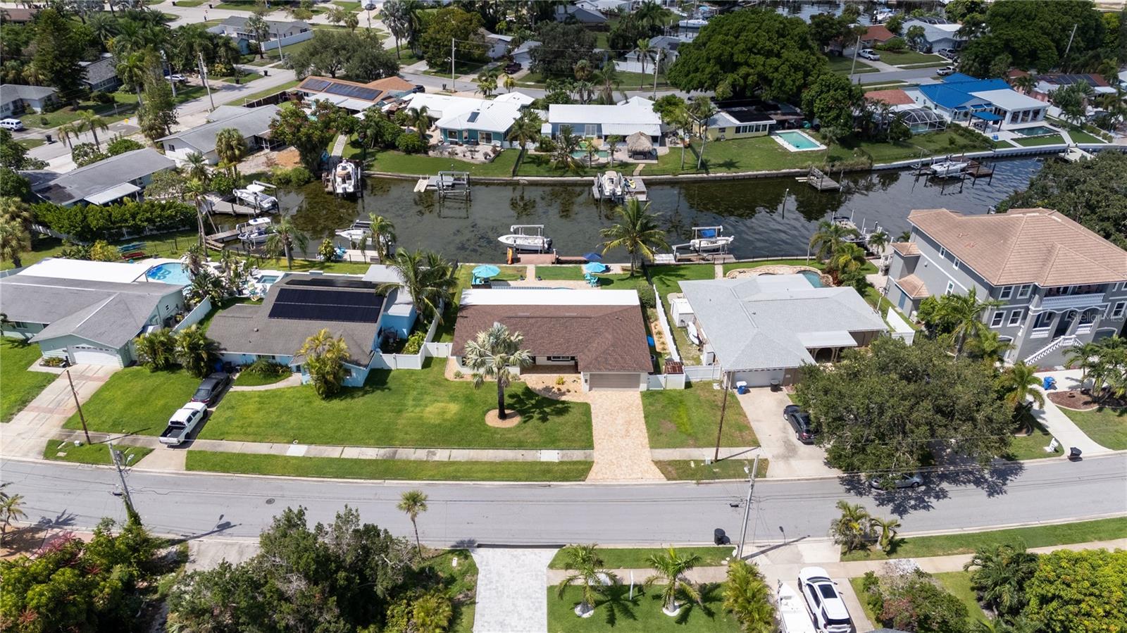 537 DOLPHIN AVE SE, ST PETERSBURG, FL, 33705