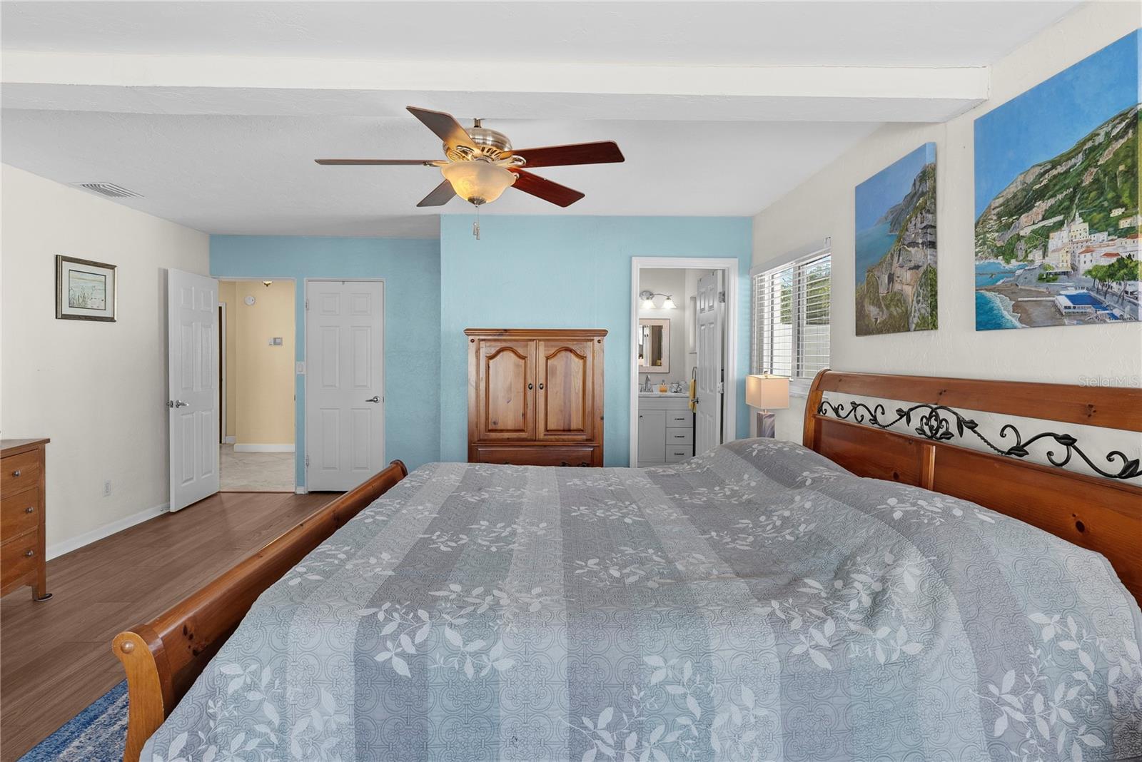 537 DOLPHIN AVE SE, ST PETERSBURG, FL, 33705