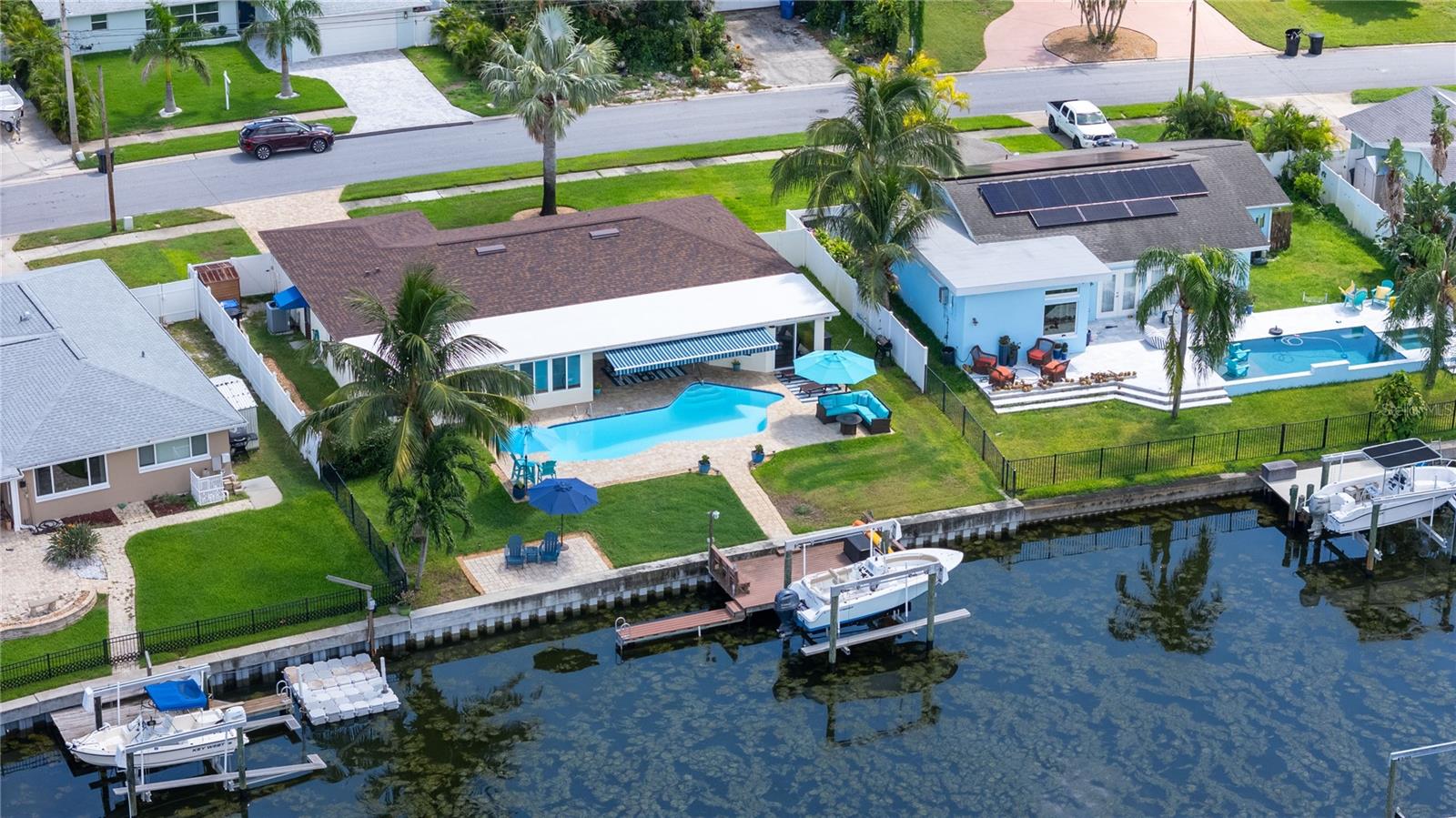 537 DOLPHIN AVE SE, ST PETERSBURG, FL, 33705
