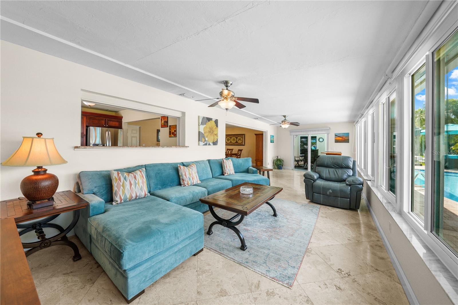537 DOLPHIN AVE SE, ST PETERSBURG, FL, 33705
