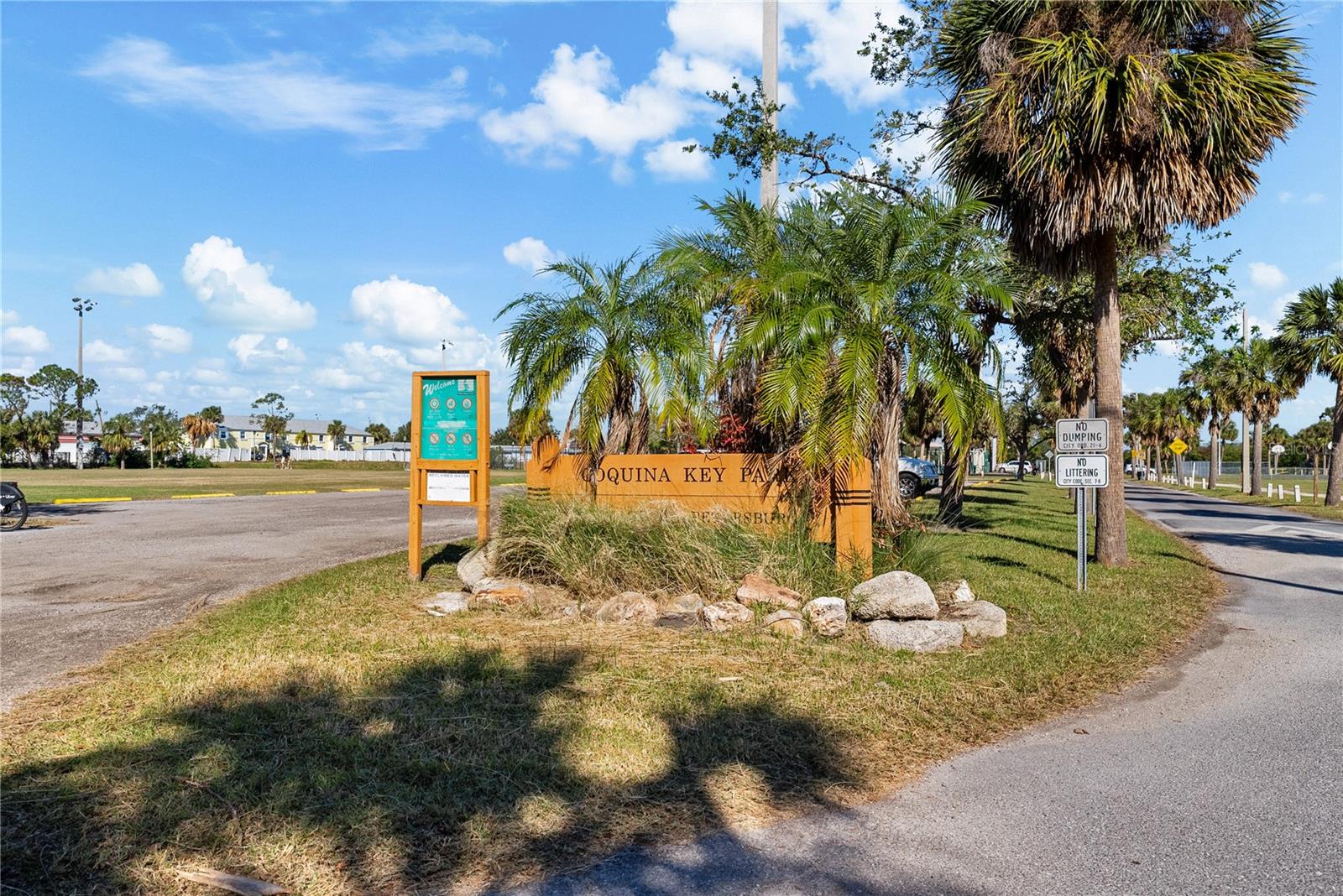 537 DOLPHIN AVE SE, ST PETERSBURG, FL, 33705