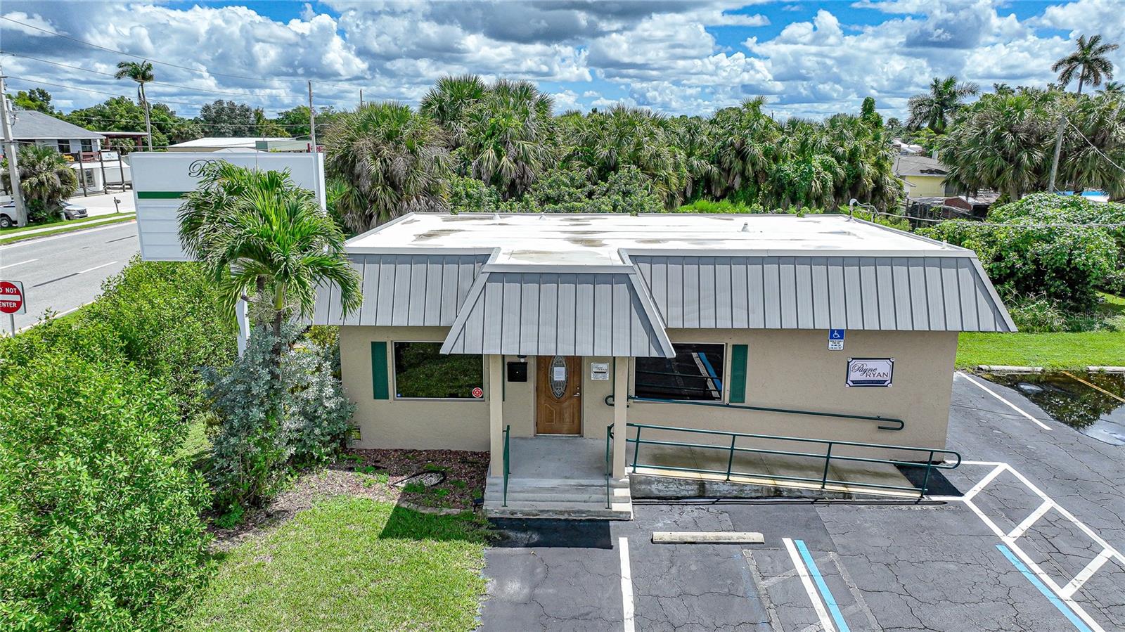 25073 MARION AVE, PUNTA GORDA, FL, 33950