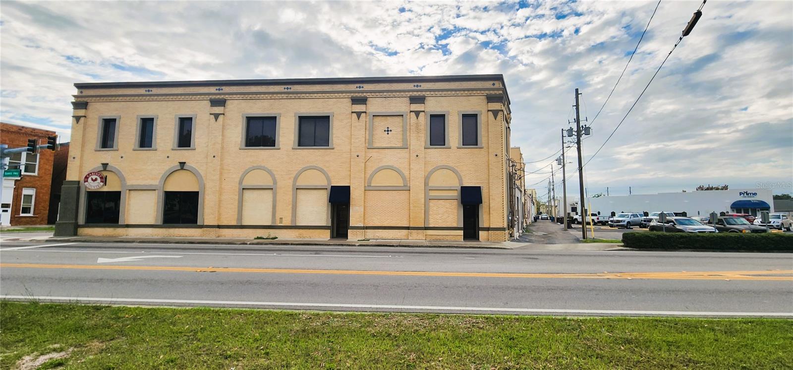 251 E PARK AVE #102, LAKE WALES, FL, 33853
