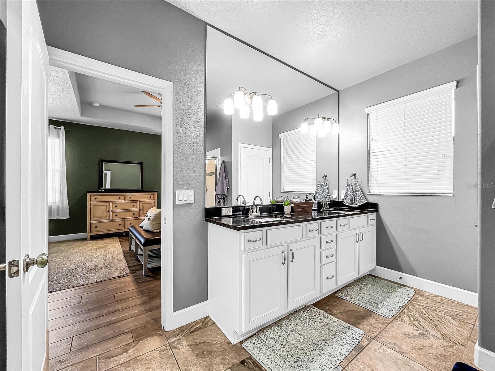 4586 GRAND LAKESIDE DR, PALM HARBOR, FL, 34684