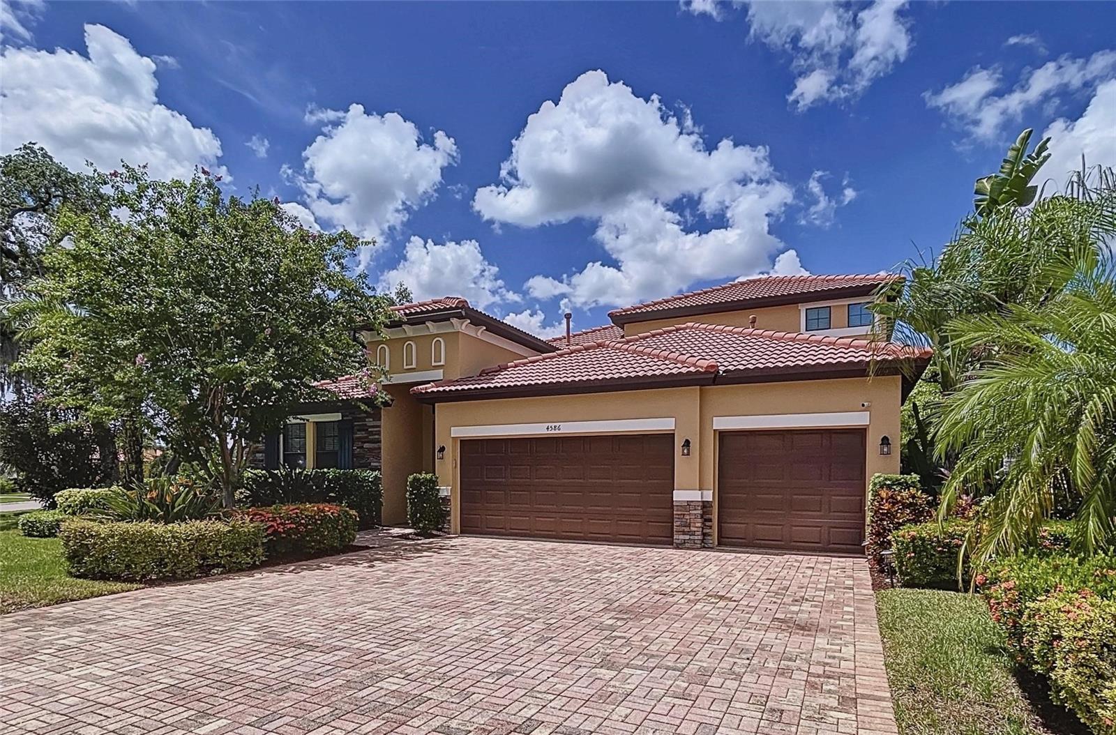 4586 GRAND LAKESIDE DR, PALM HARBOR, FL, 34684