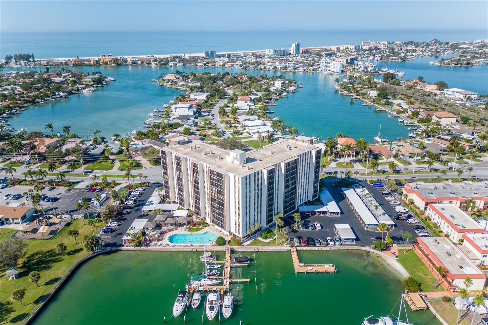 10355 PARADISE BLVD #1015, TREASURE ISLAND, FL, 33706
