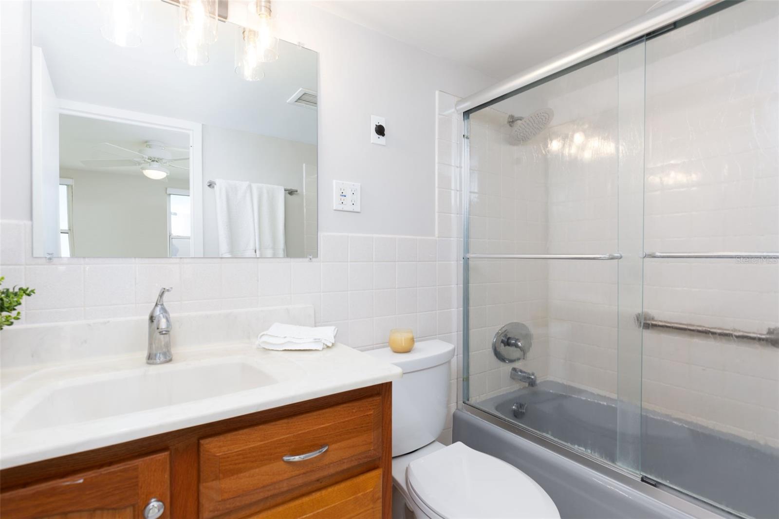 10355 PARADISE BLVD #1015, TREASURE ISLAND, FL, 33706