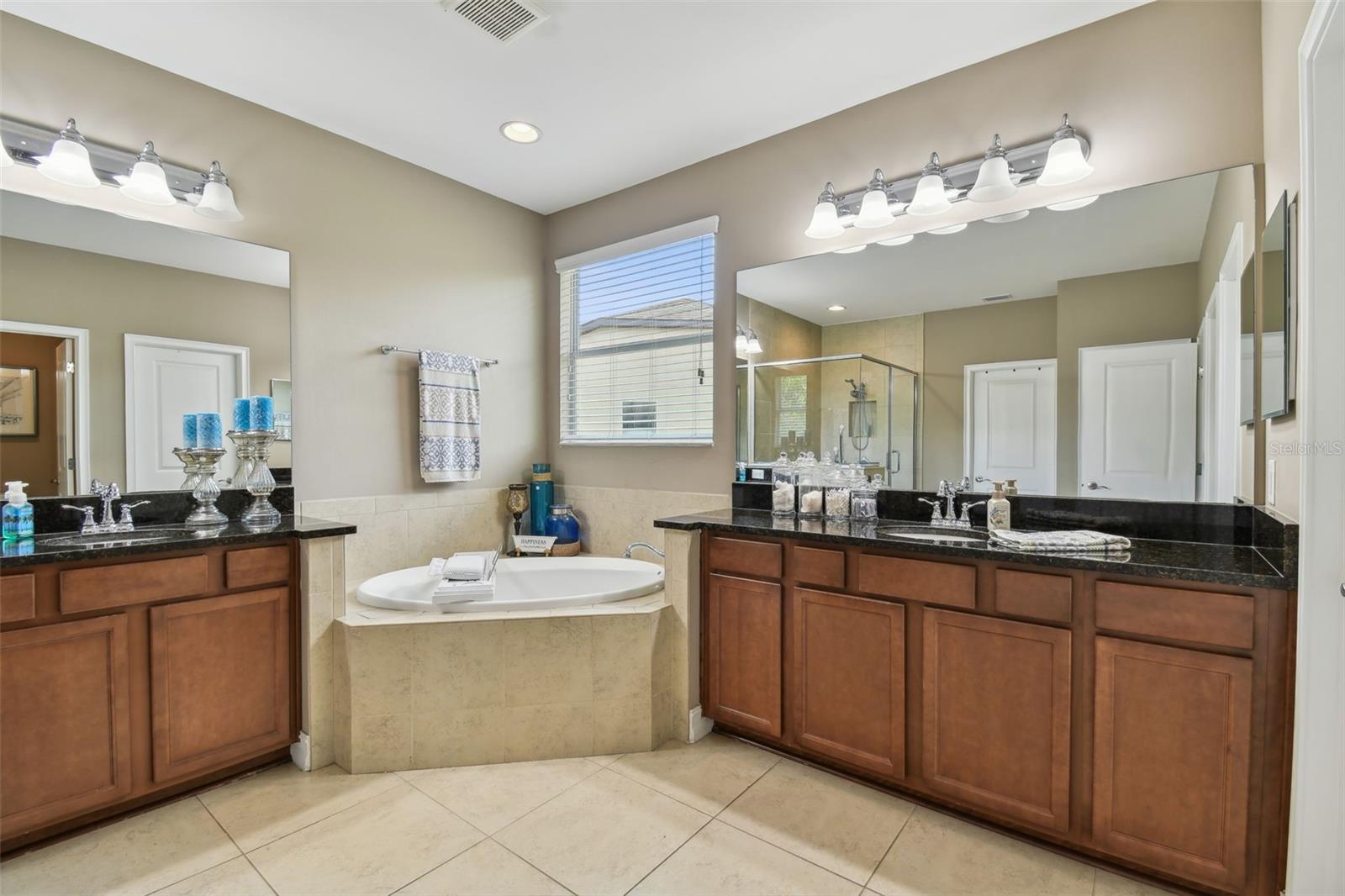 4077 CANINO CT, WESLEY CHAPEL, FL, 33543