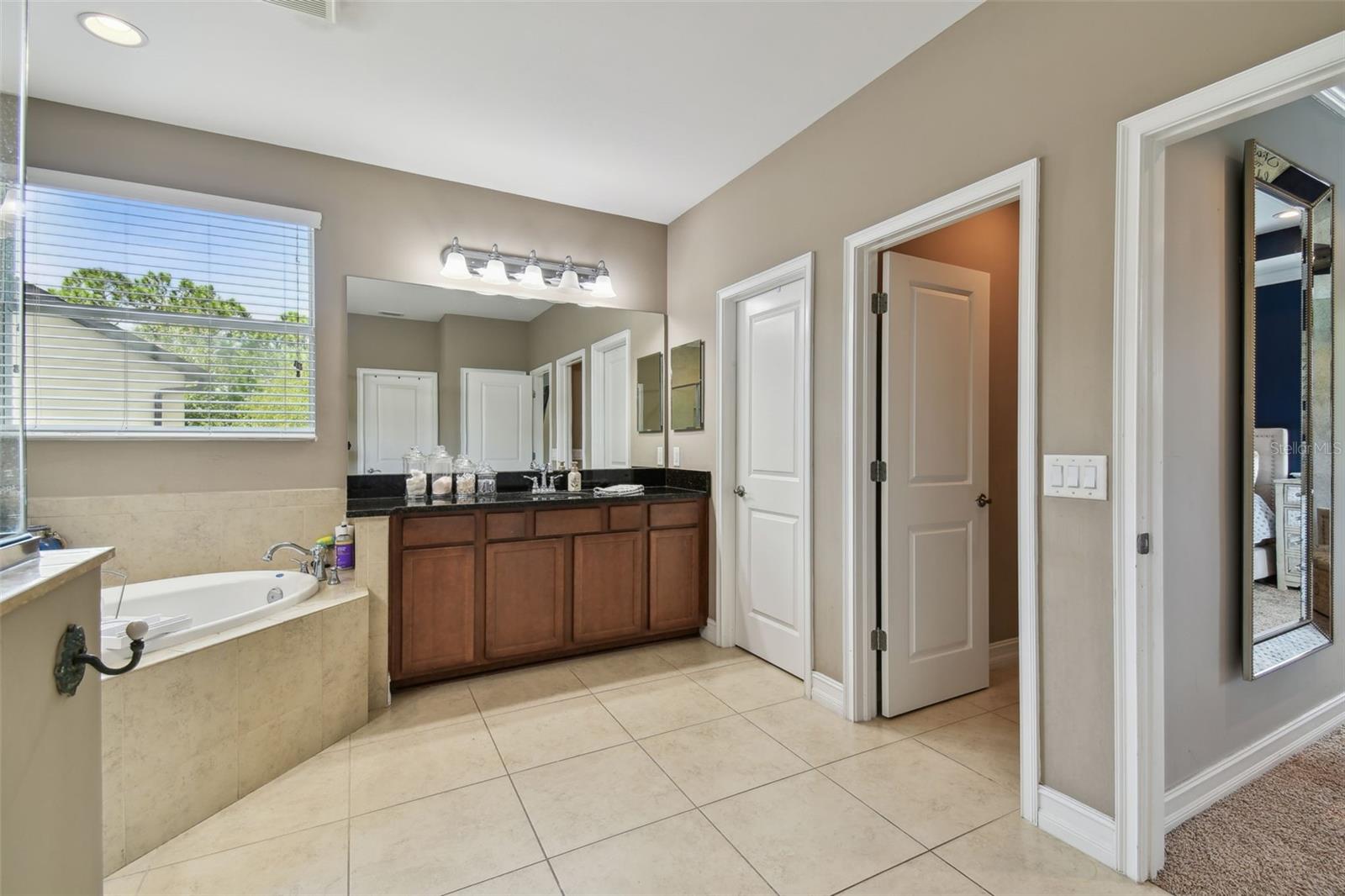 4077 CANINO CT, WESLEY CHAPEL, FL, 33543