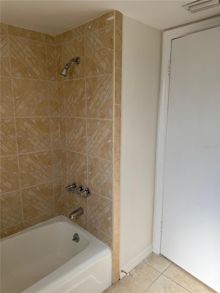 3100 HARBOR BLVD #116, PORT CHARLOTTE, FL, 33952