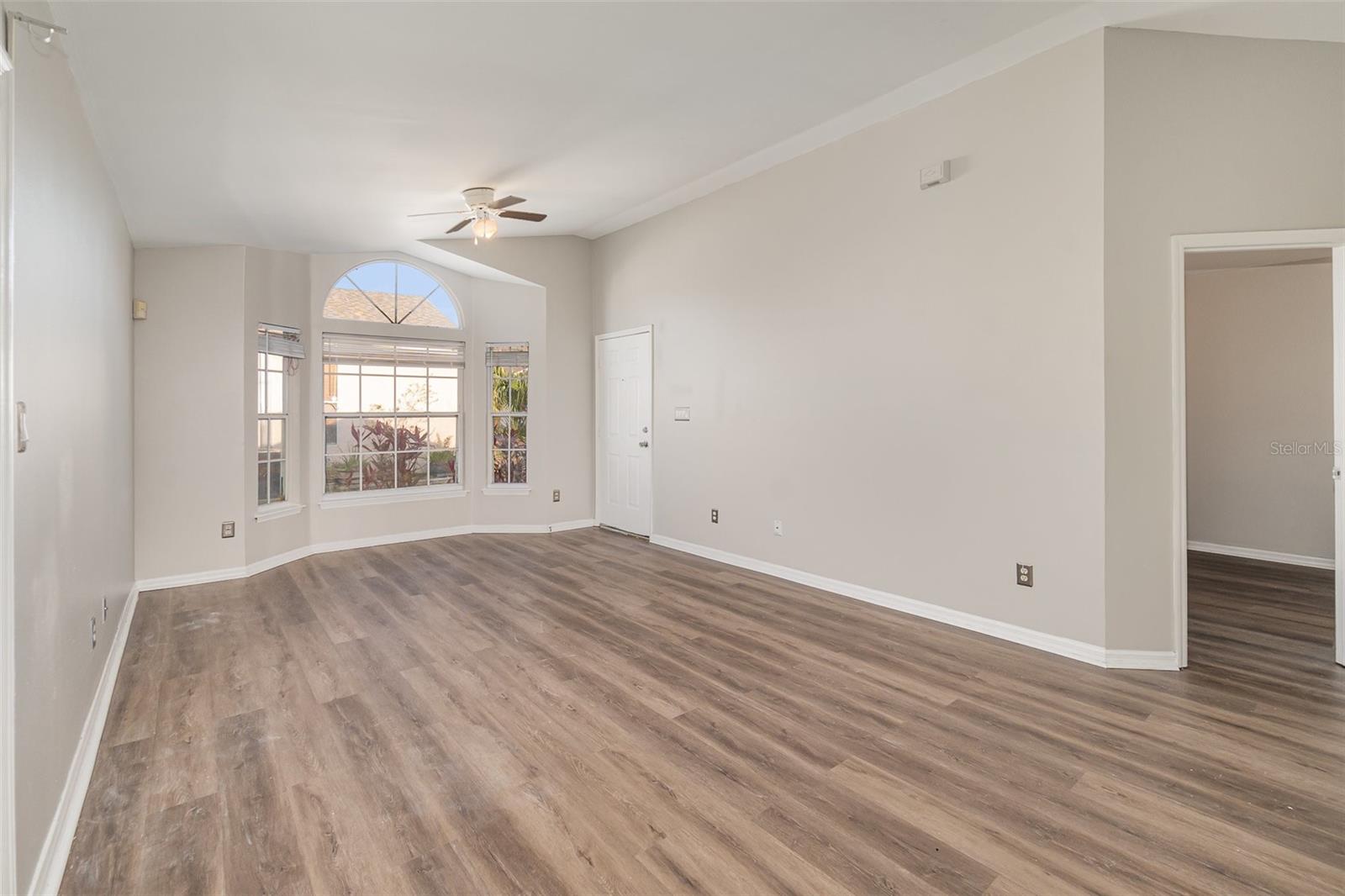 409 HORIZON DR, WINTER SPRINGS, FL, 32708