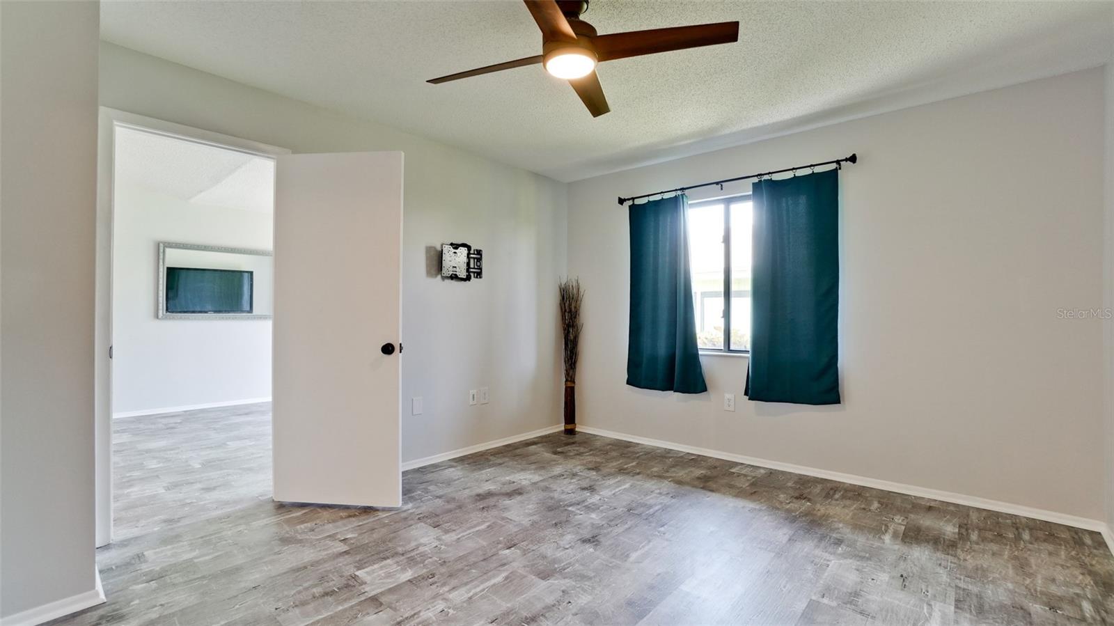 2704 60TH AVENUE PLZ S #2704, BRADENTON, FL, 34207