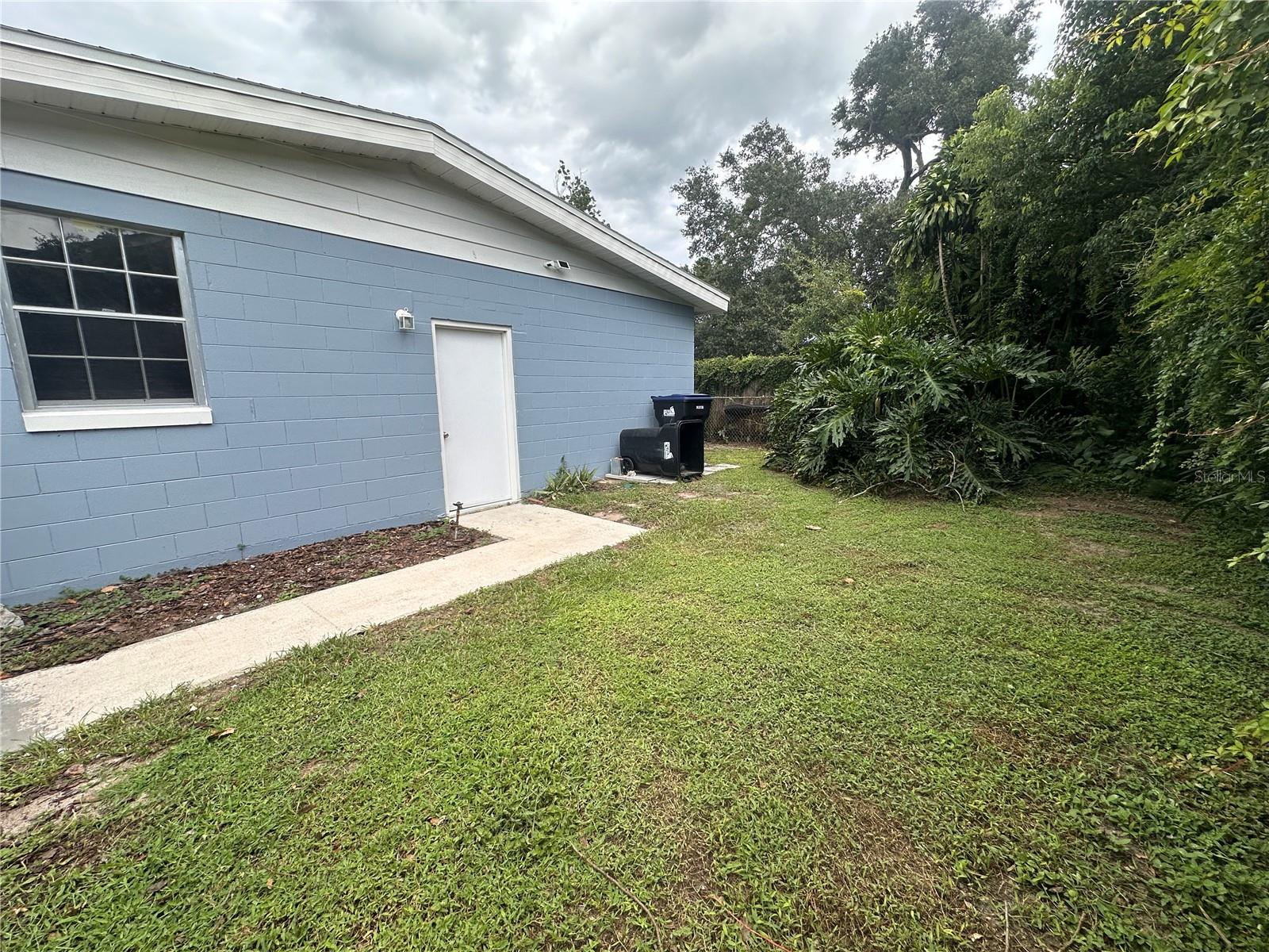 1951 S CRYSTAL LAKE DR, ORLANDO, FL, 32806