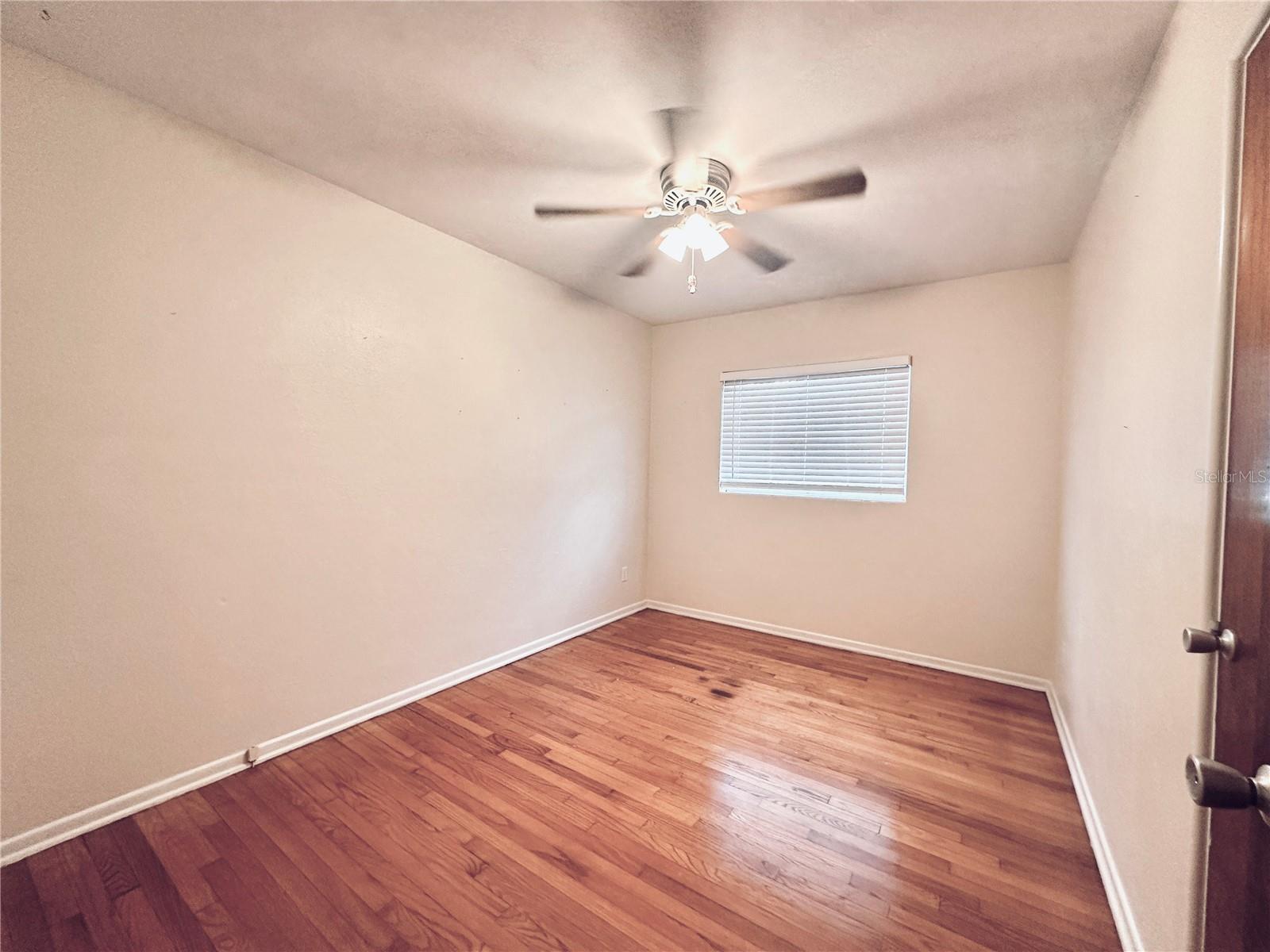 1951 S CRYSTAL LAKE DR, ORLANDO, FL, 32806