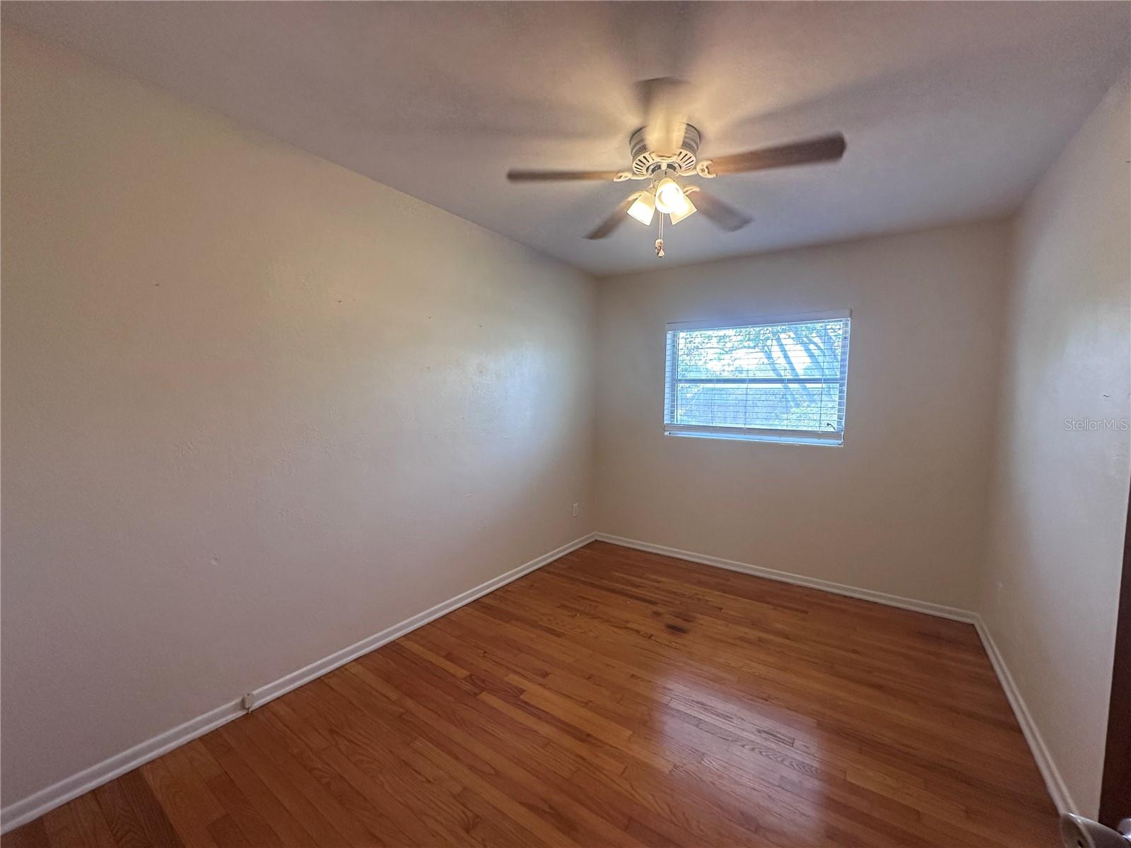 1951 S CRYSTAL LAKE DR, ORLANDO, FL, 32806