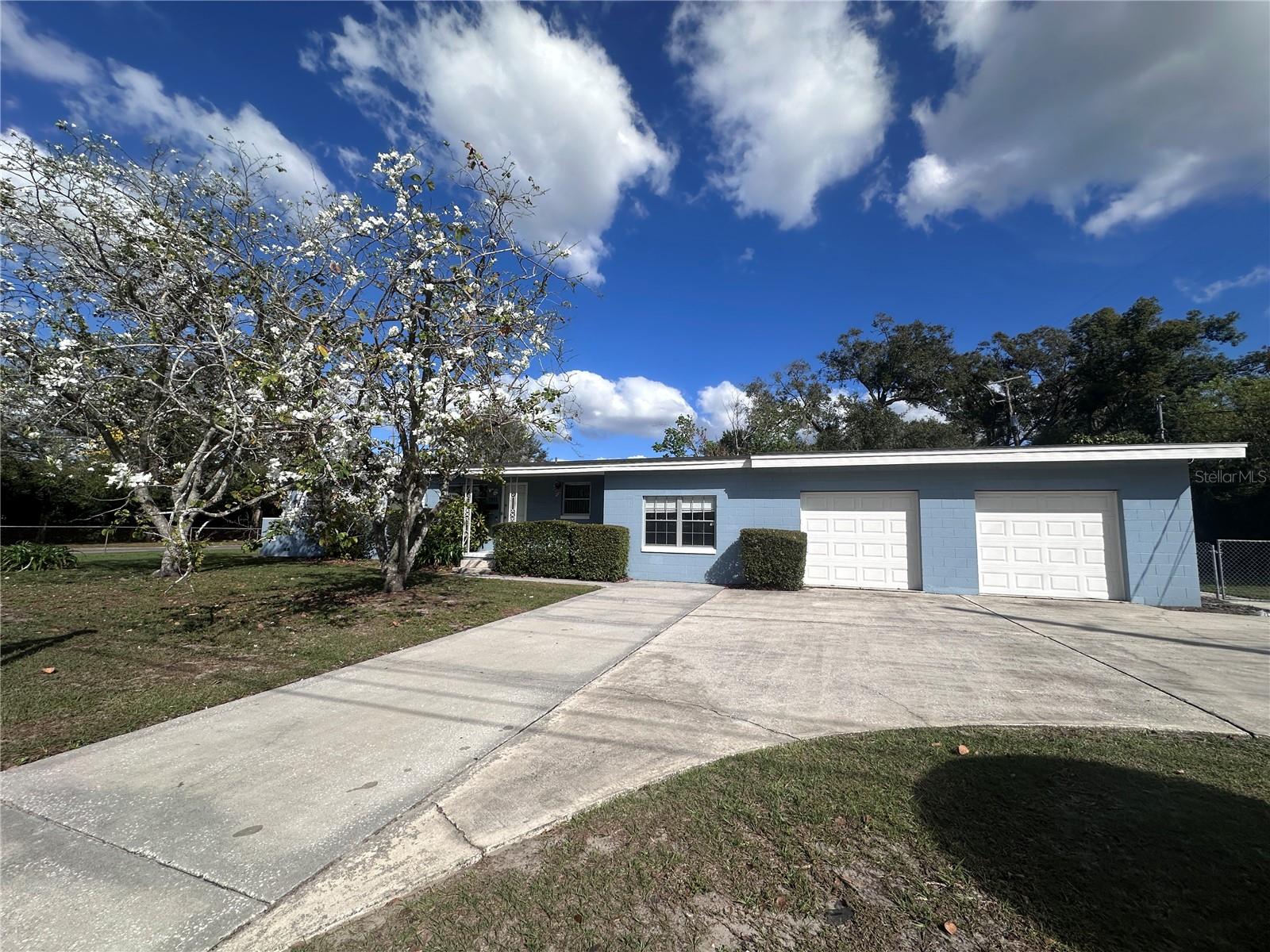 1951 S CRYSTAL LAKE DR, ORLANDO, FL, 32806
