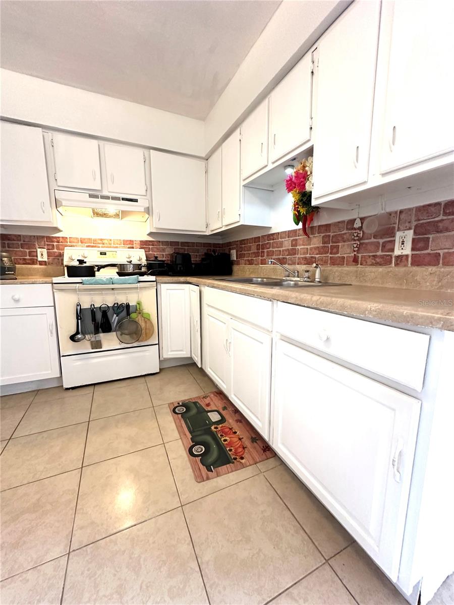 4008 DOLOMITE ST #A-5, ORLANDO, FL, 32839