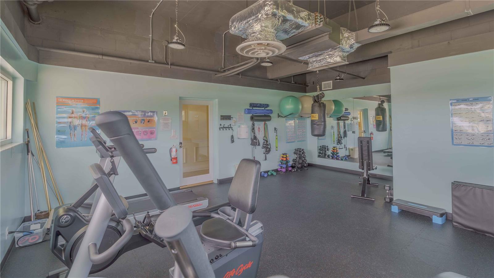 31 ISLAND WAY #907, CLEARWATER BEACH, FL, 33767