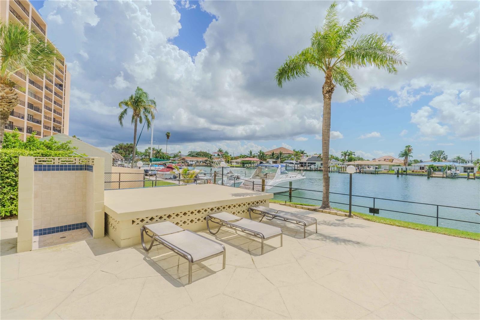 31 ISLAND WAY #907, CLEARWATER BEACH, FL, 33767
