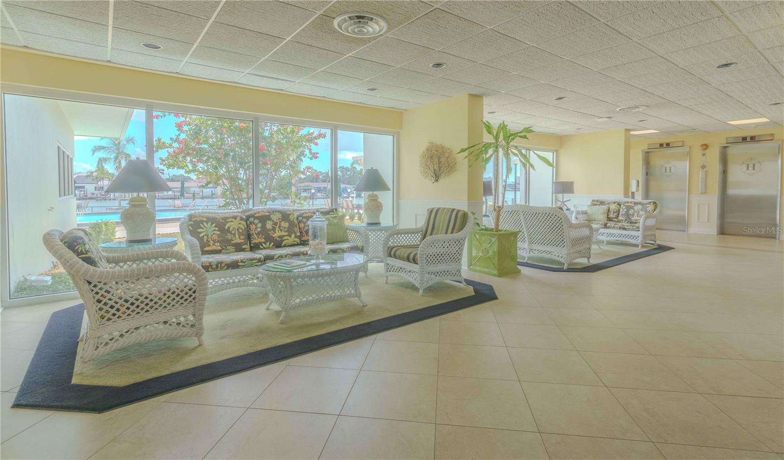 31 ISLAND WAY #907, CLEARWATER BEACH, FL, 33767