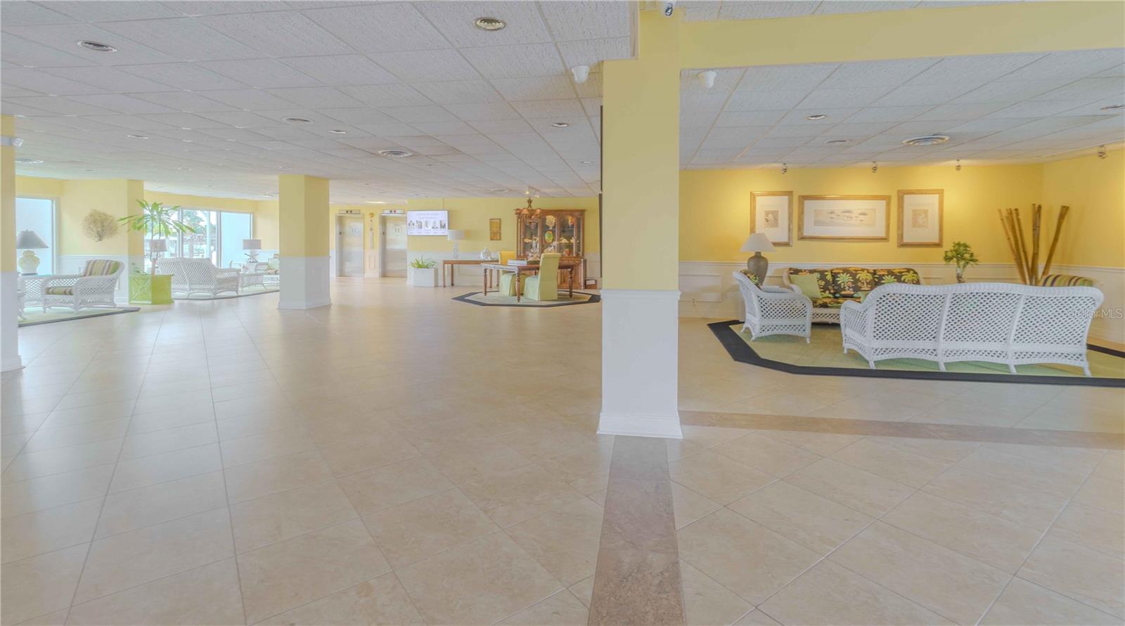 31 ISLAND WAY #907, CLEARWATER BEACH, FL, 33767