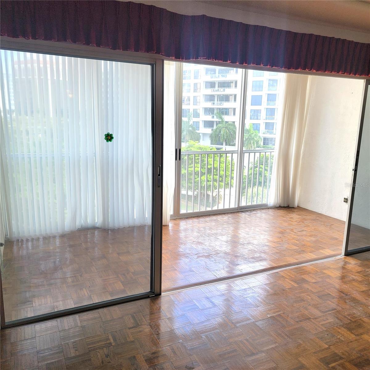 435 S GULFSTREAM AVE #605, SARASOTA, FL, 34236
