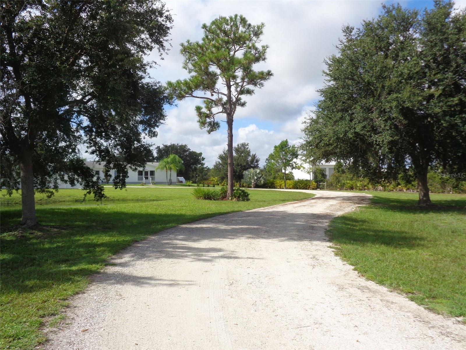 31241 WASHINGTON LOOP RD, PUNTA GORDA, FL, 33982