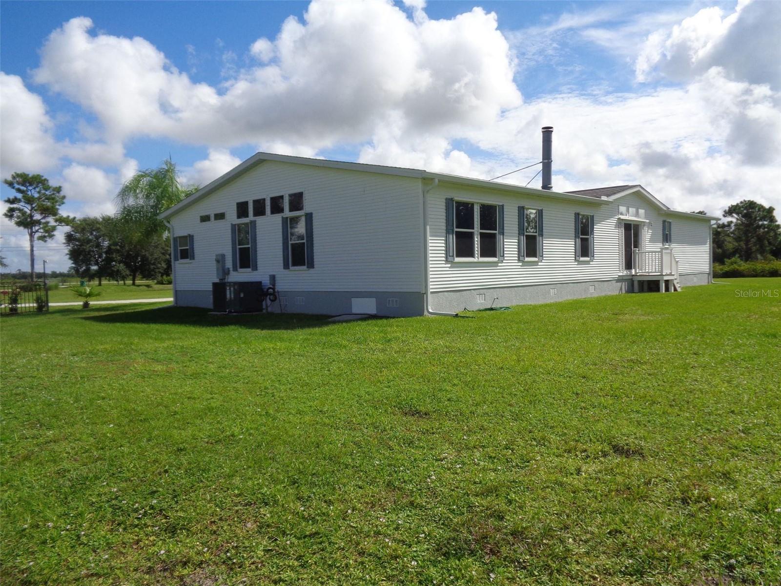 31241 WASHINGTON LOOP RD, PUNTA GORDA, FL, 33982