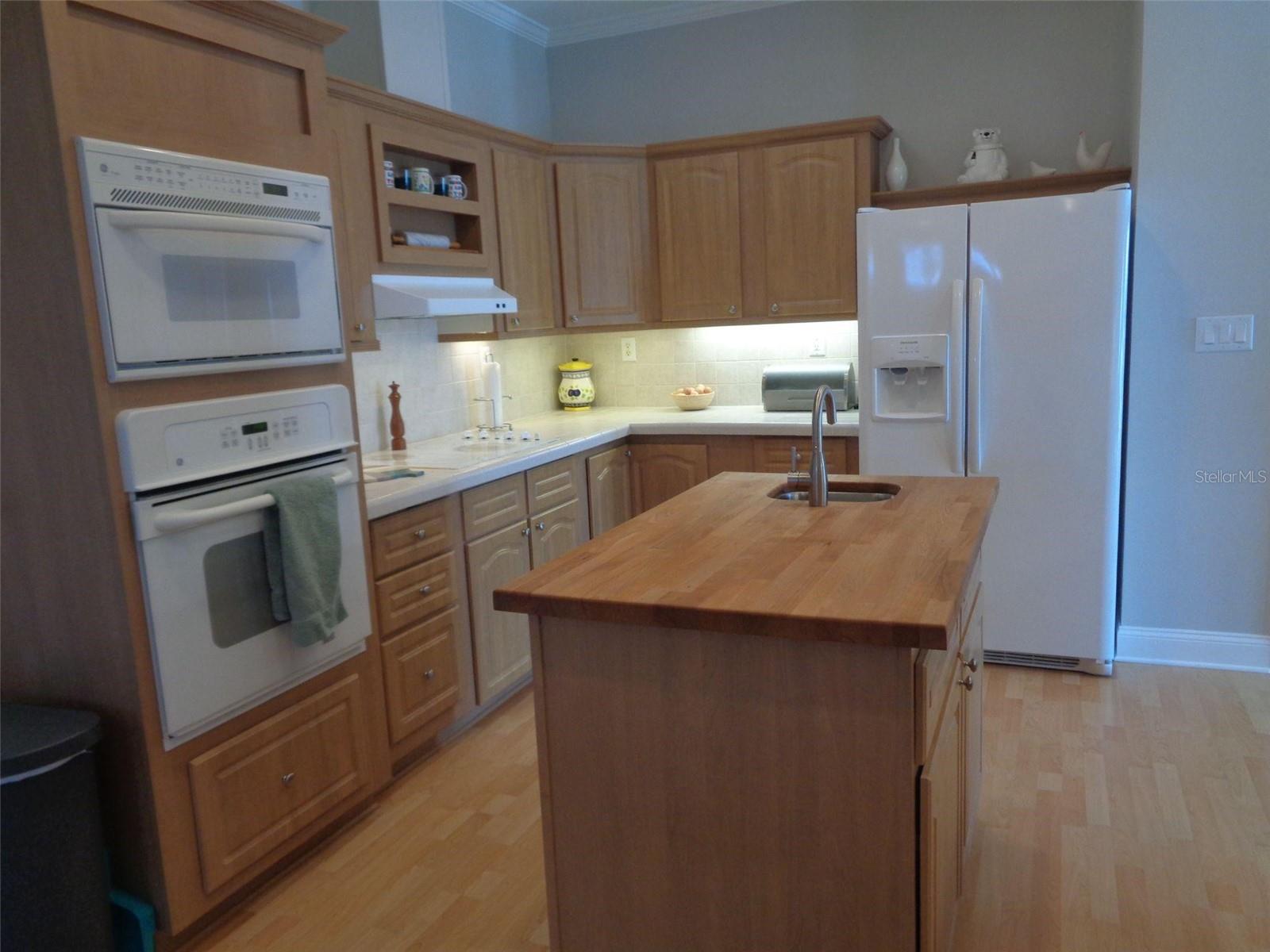 31241 WASHINGTON LOOP RD, PUNTA GORDA, FL, 33982