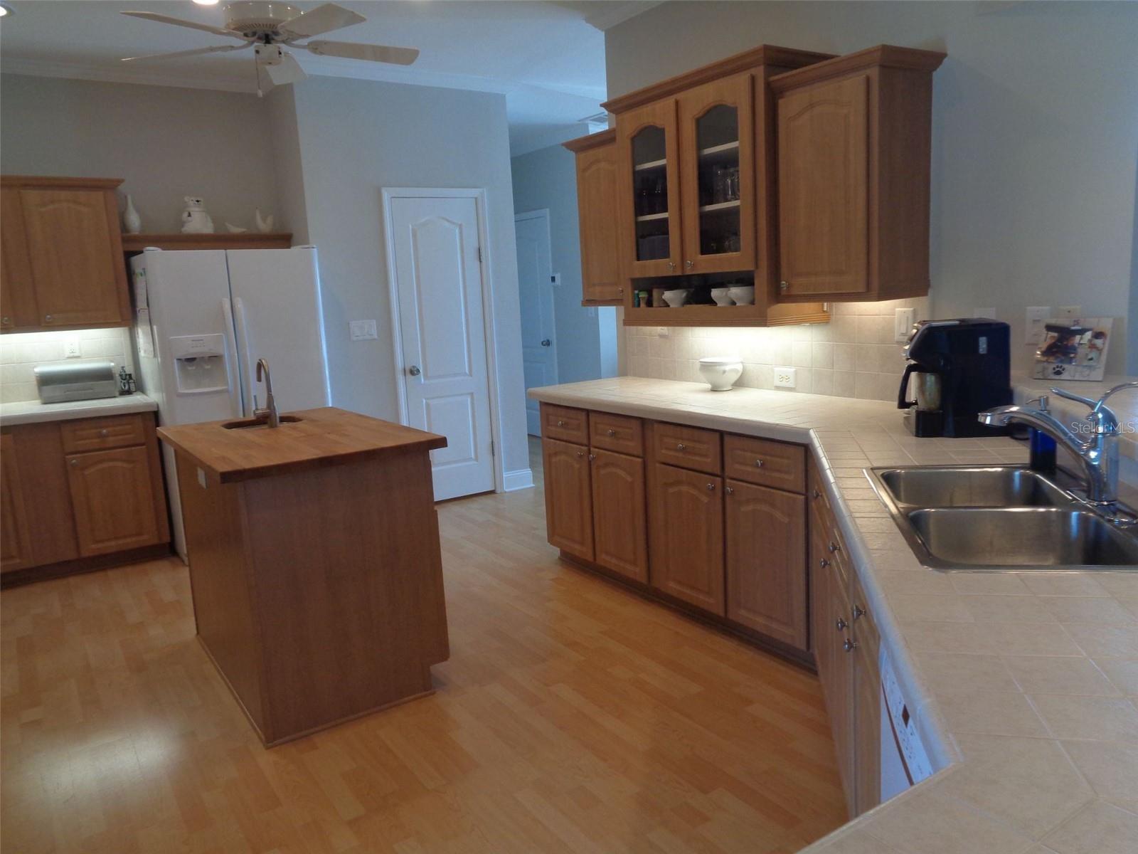 31241 WASHINGTON LOOP RD, PUNTA GORDA, FL, 33982