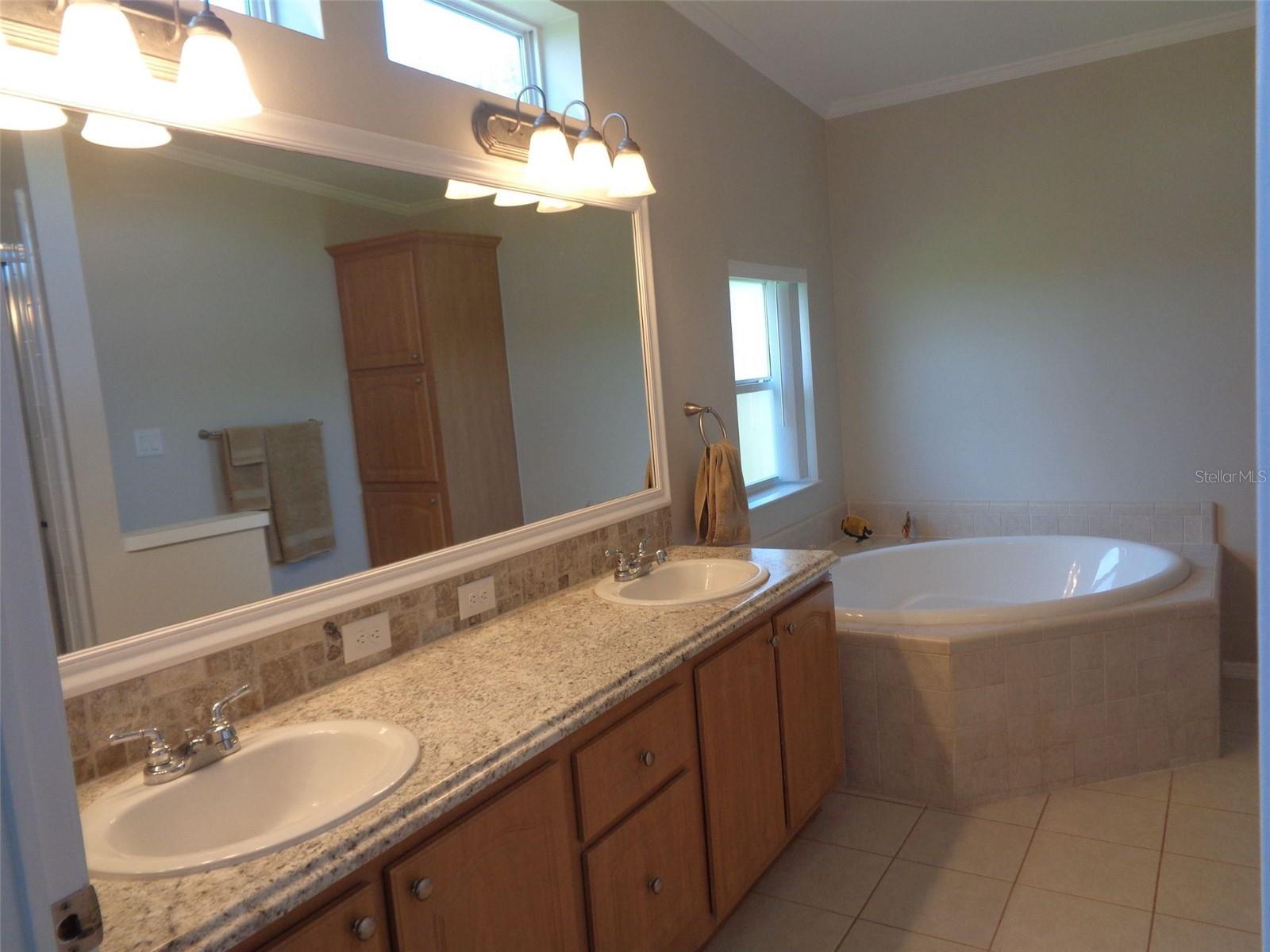 31241 WASHINGTON LOOP RD, PUNTA GORDA, FL, 33982