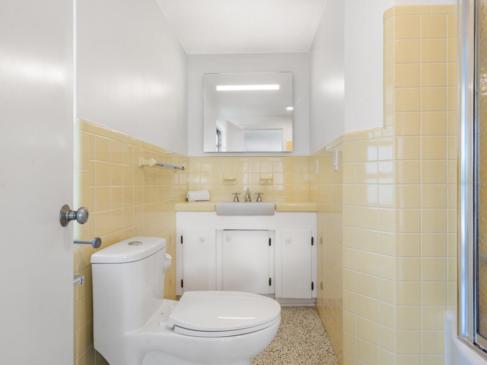 7665 SANDERLING RD, SARASOTA, FL, 34242