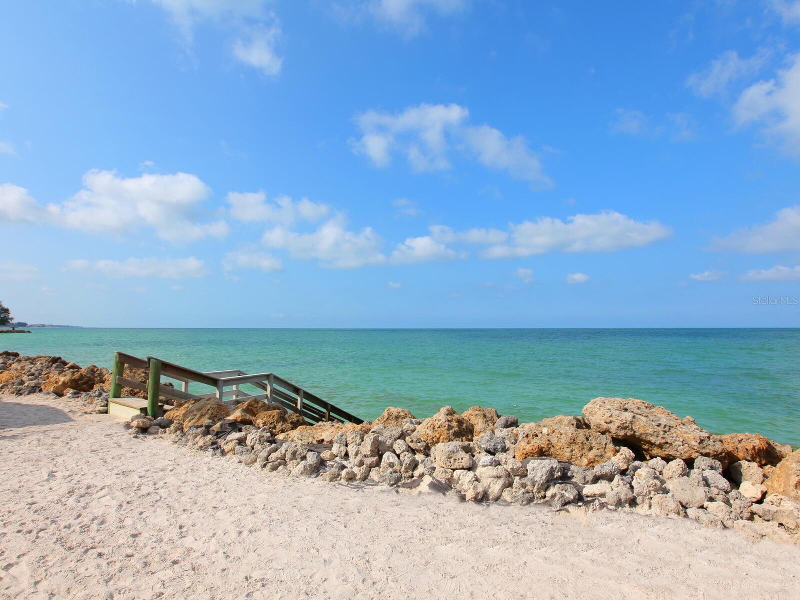 7665 SANDERLING RD, SARASOTA, FL, 34242