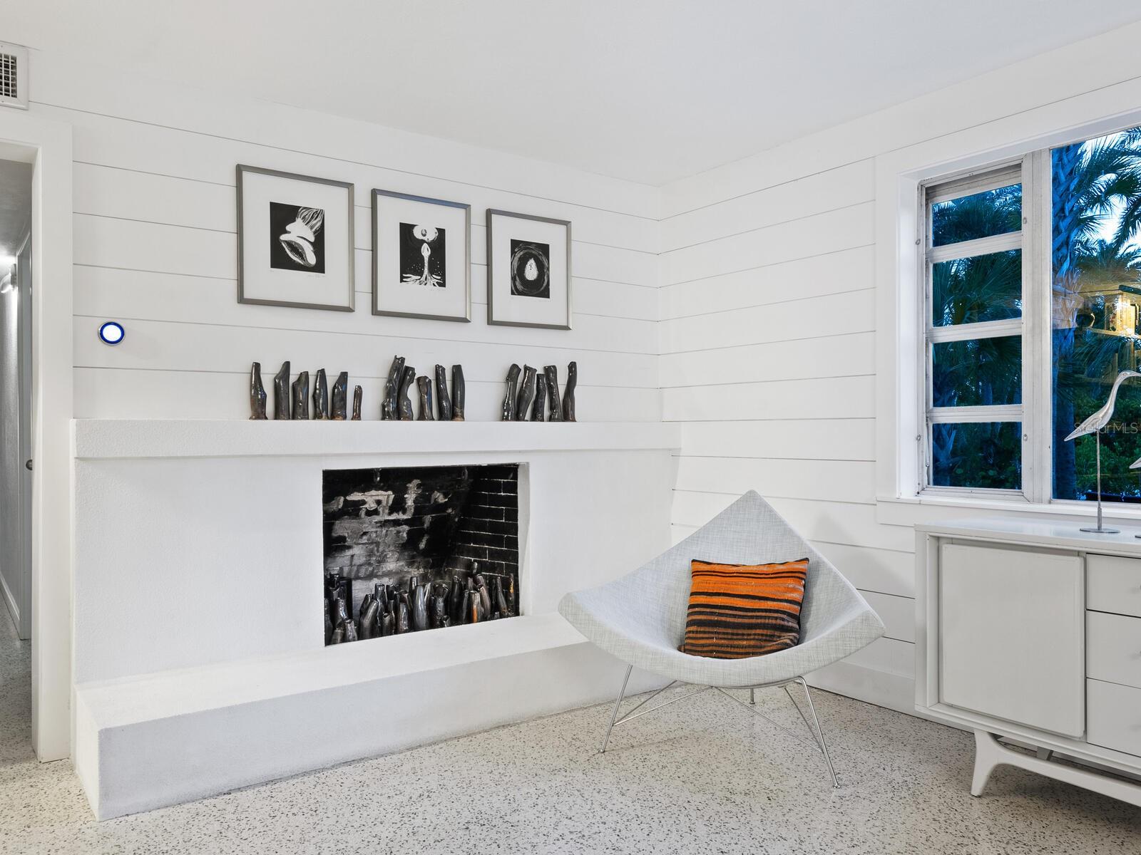 7665 SANDERLING RD, SARASOTA, FL, 34242