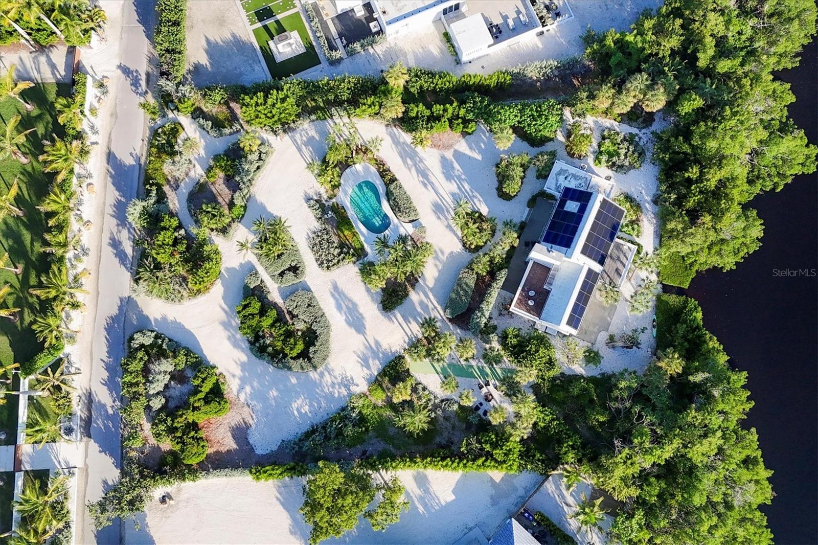 7665 SANDERLING RD, SARASOTA, FL, 34242