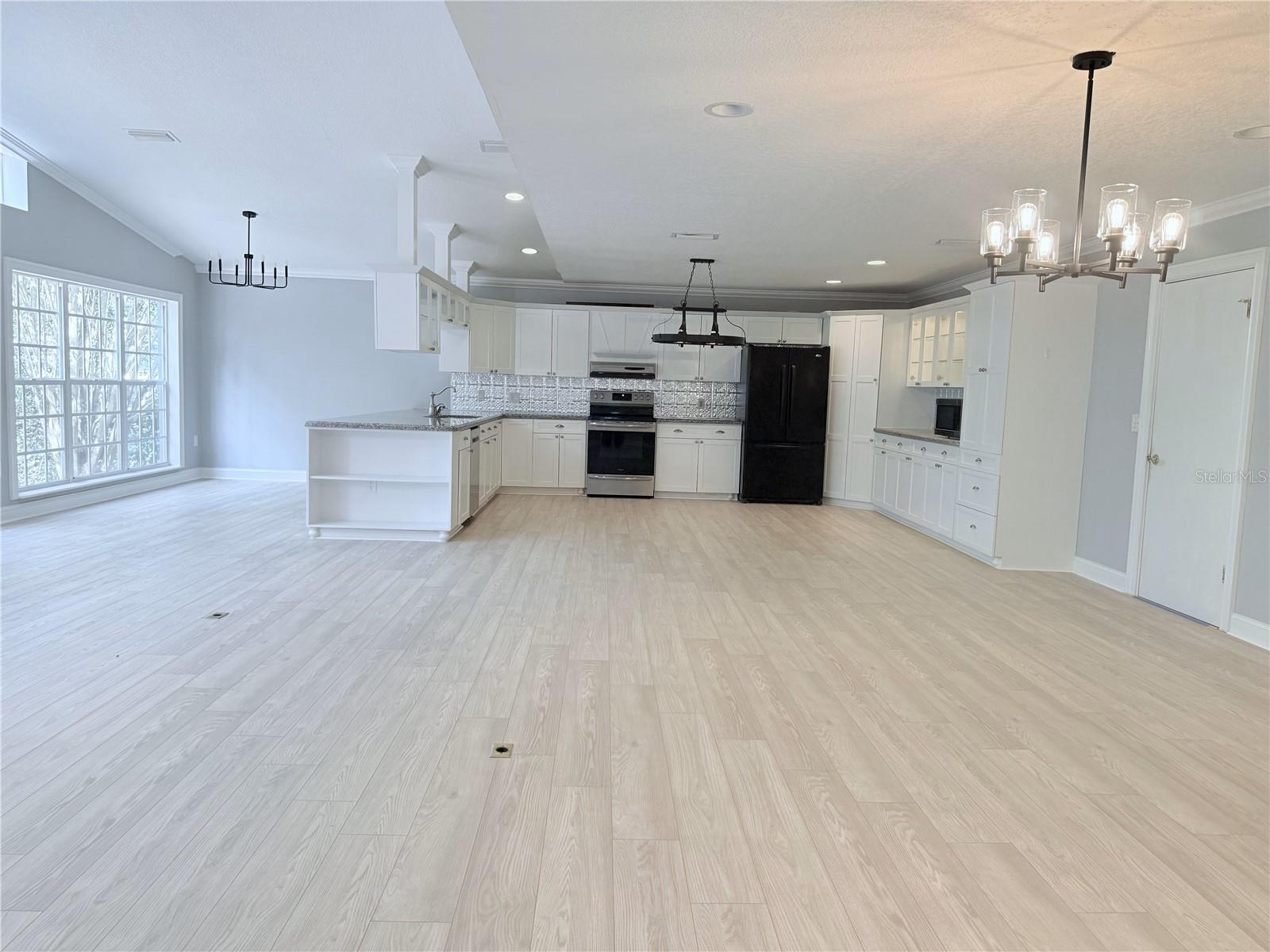 6924 GREENHILL PL, TAMPA, FL, 33617