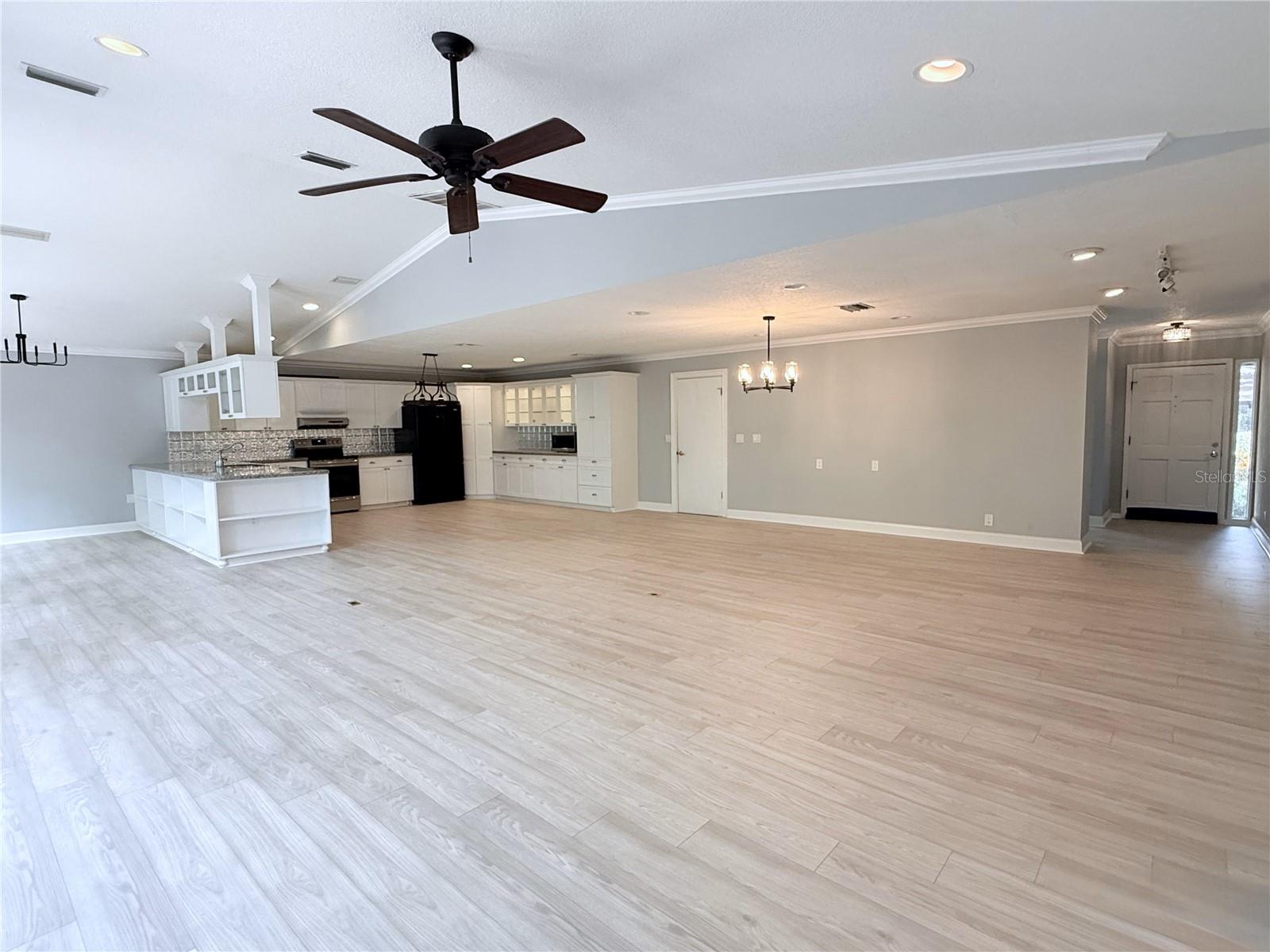 6924 GREENHILL PL, TAMPA, FL, 33617