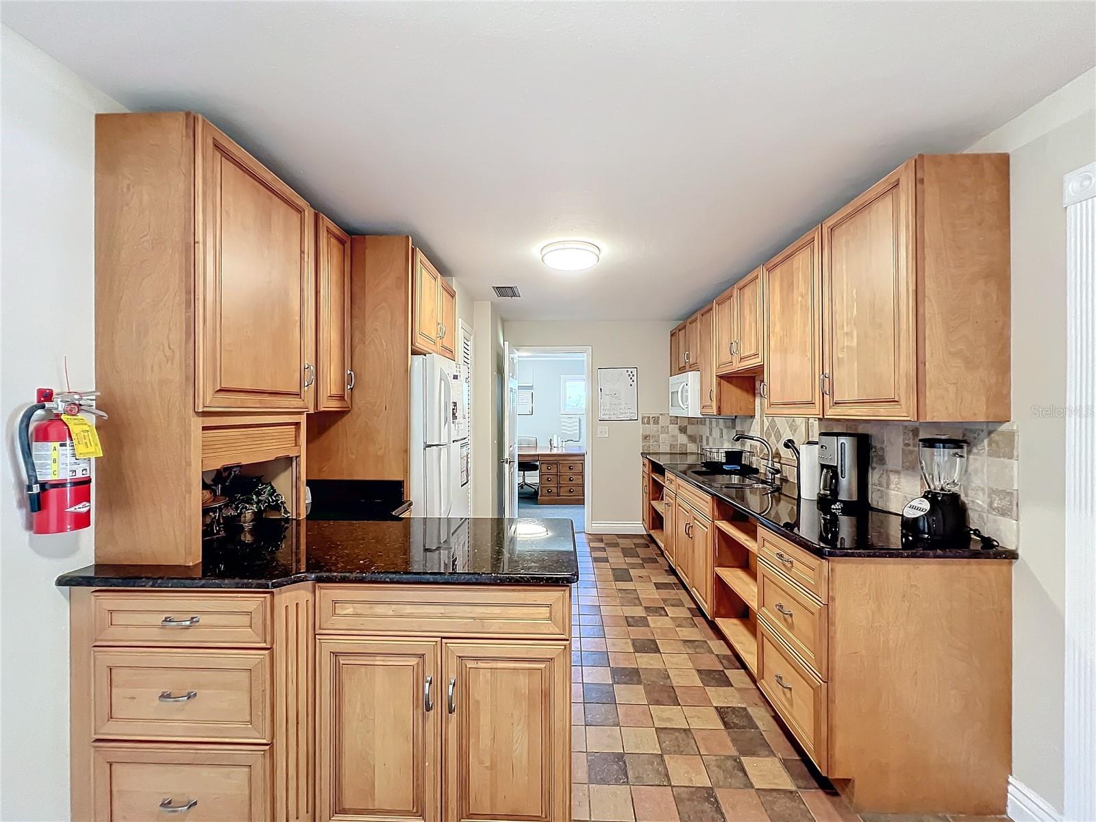 127 AVENUE C SE, WINTER HAVEN, FL, 33880