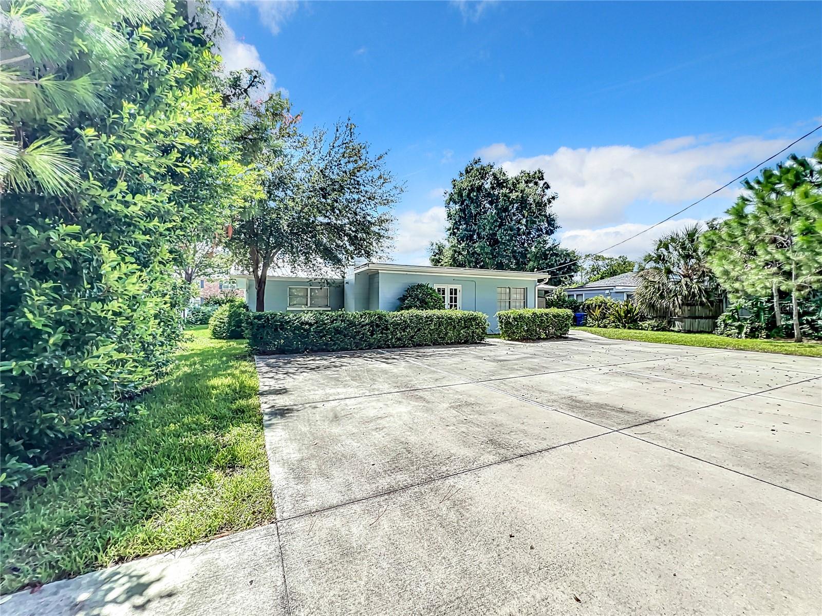 127 AVENUE C SE, WINTER HAVEN, FL, 33880