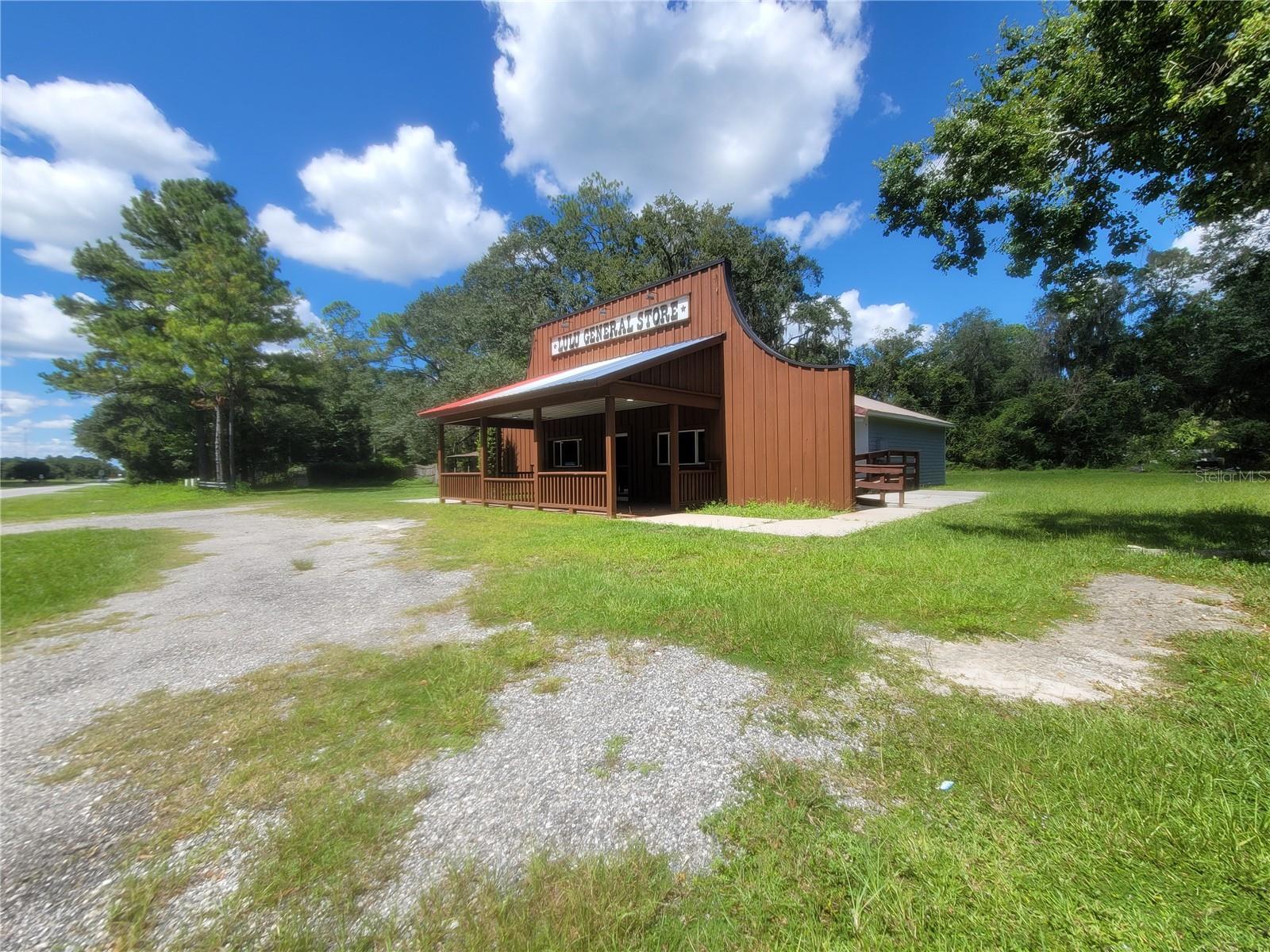 8717 SE STATE ROAD 100, LULU, FL, 32061