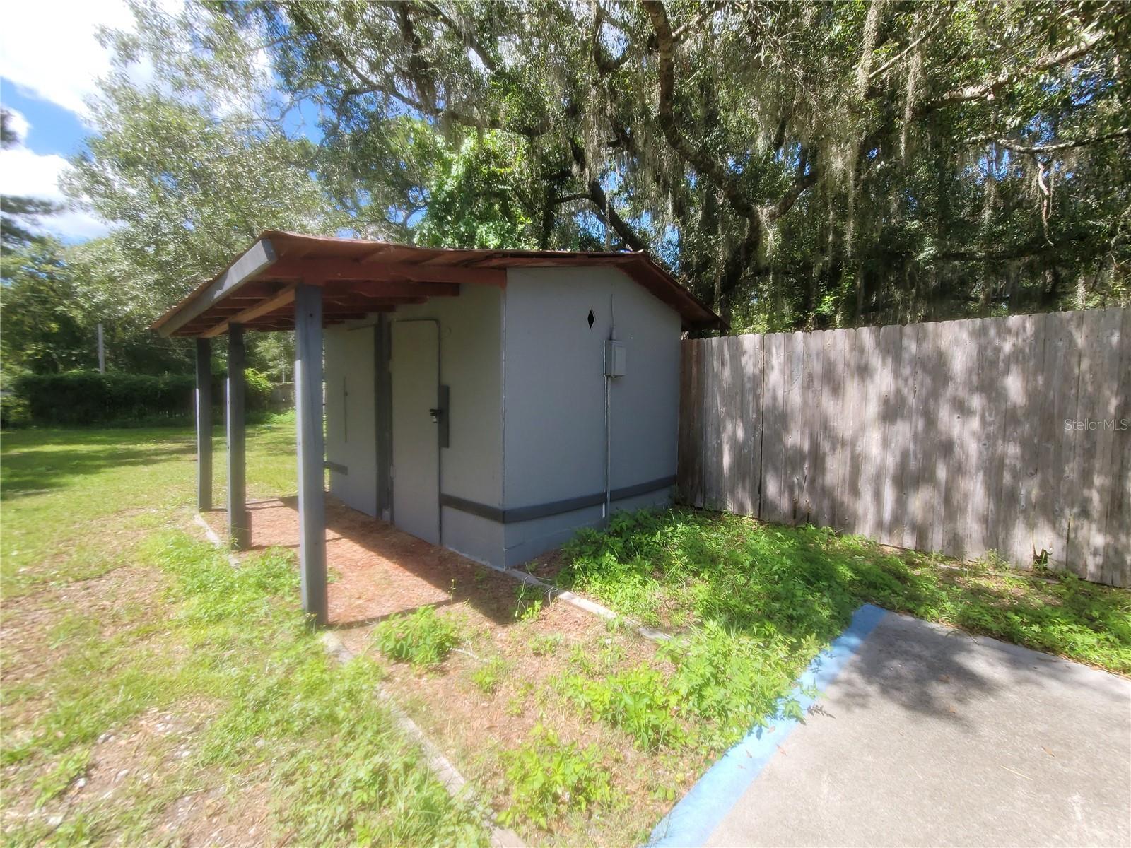 8717 SE STATE ROAD 100, LULU, FL, 32061