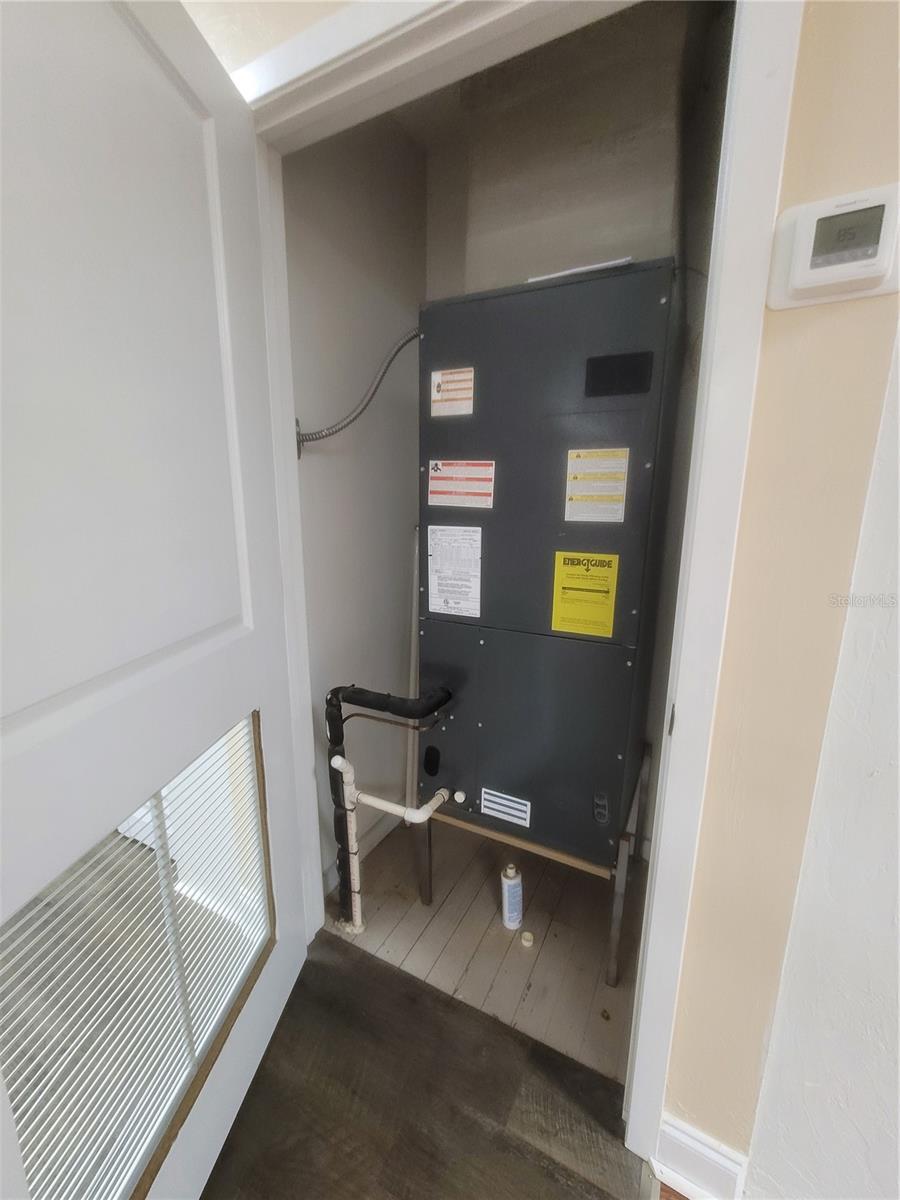 8717 SE STATE ROAD 100, LULU, FL, 32061