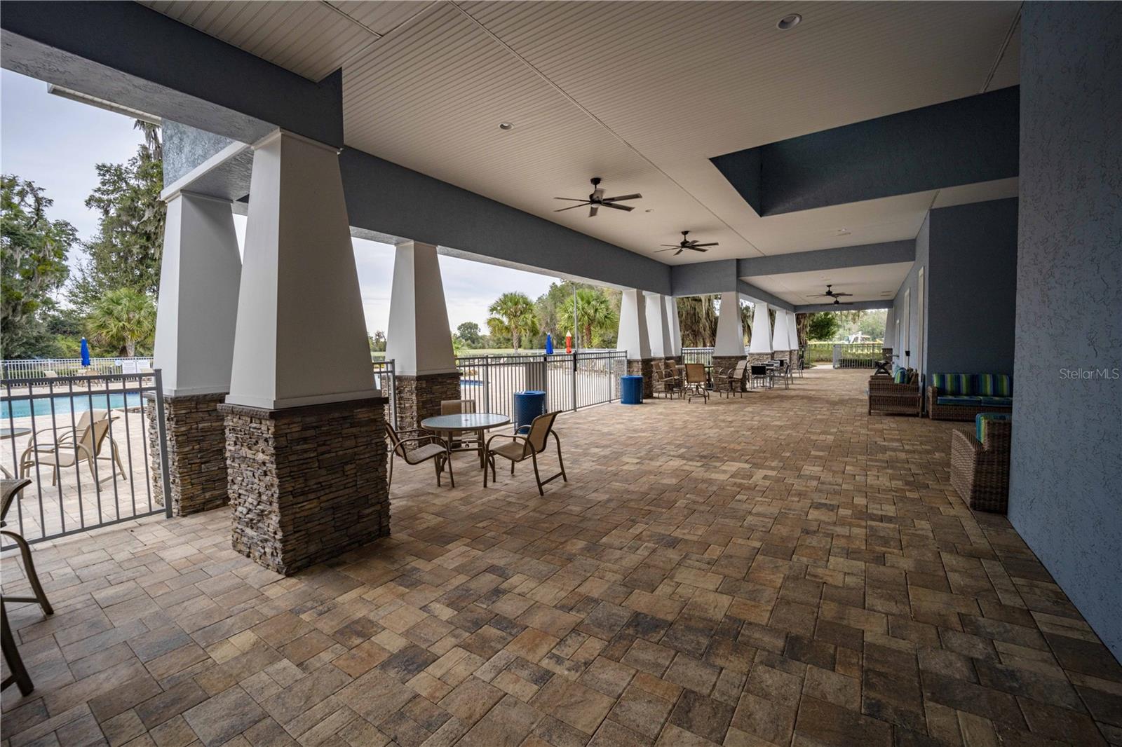10643 GRAND OAKS BLVD, OXFORD, FL, 34484
