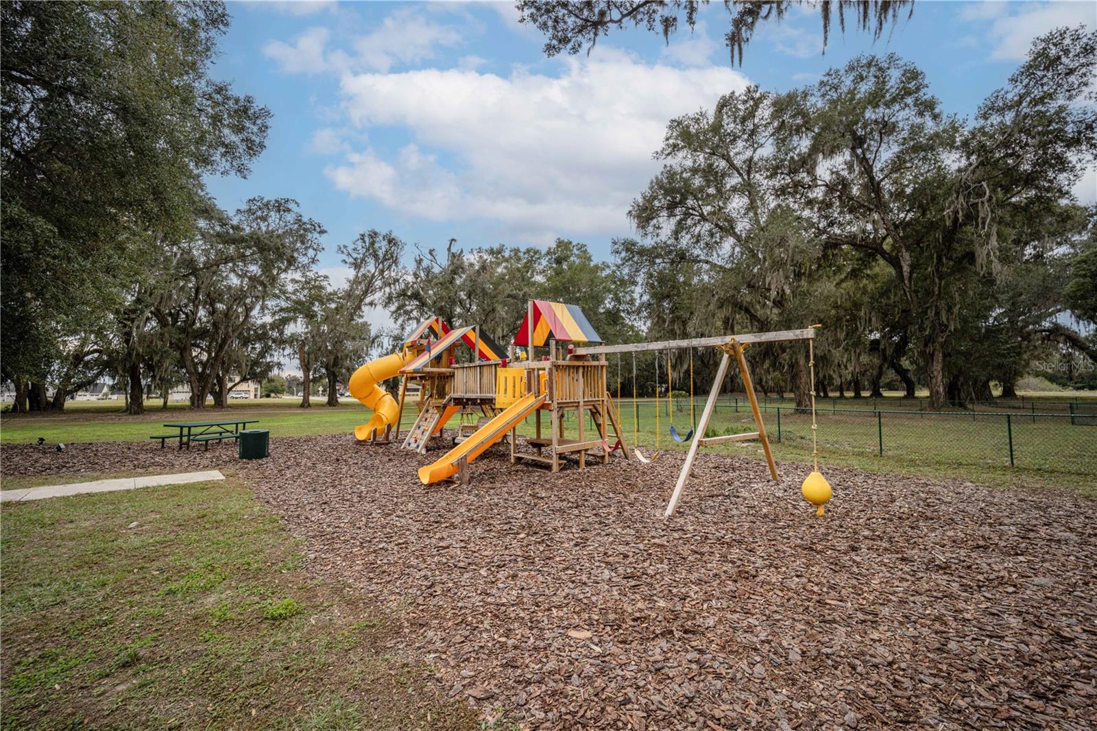 10643 GRAND OAKS BLVD, OXFORD, FL, 34484