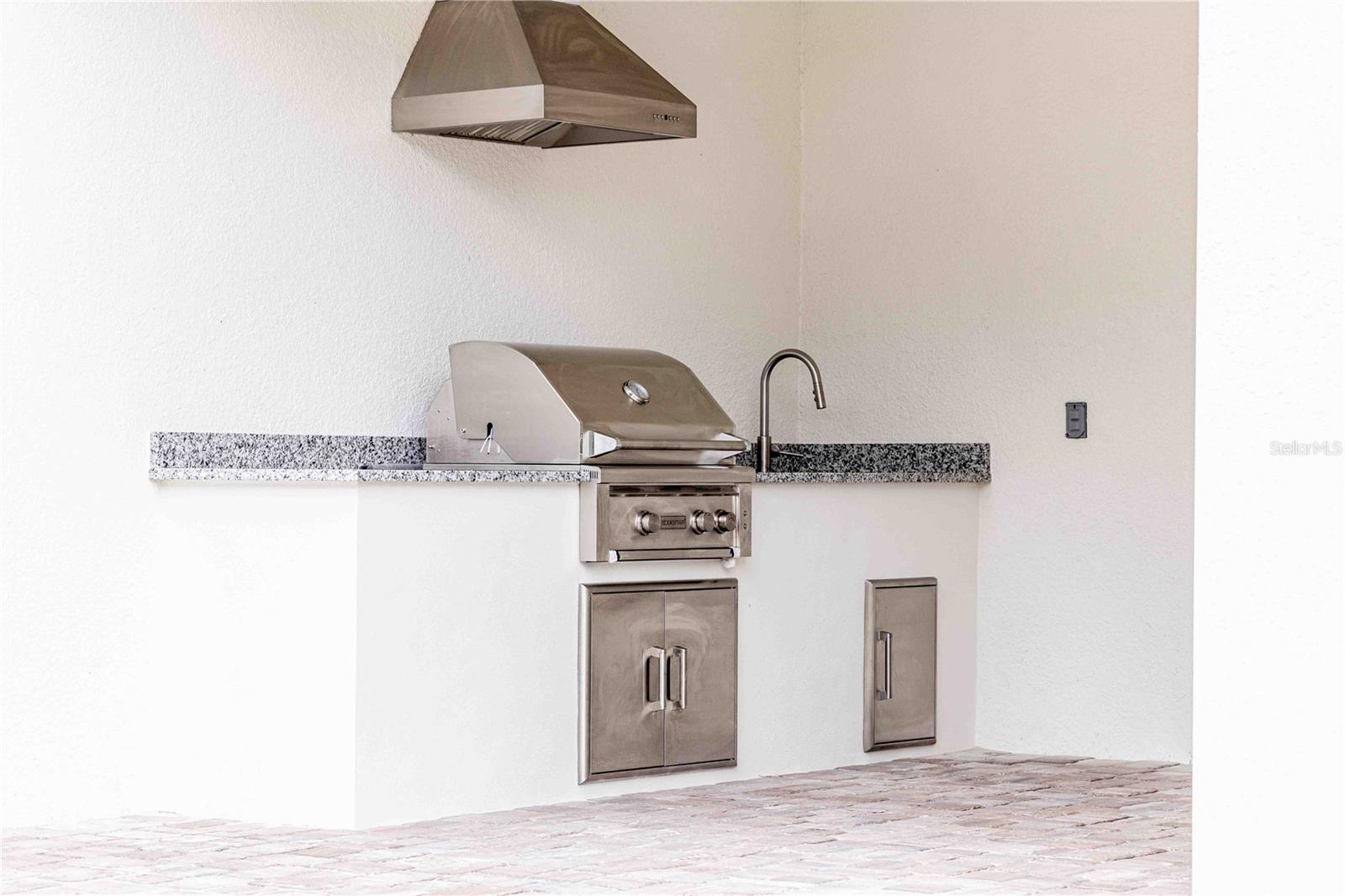 10643 GRAND OAKS BLVD, OXFORD, FL, 34484