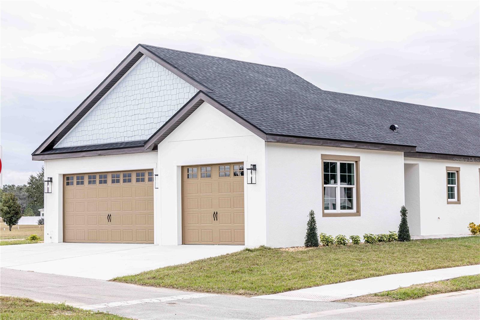 10611 GRAND OAKS BLVD, OXFORD, FL, 34484